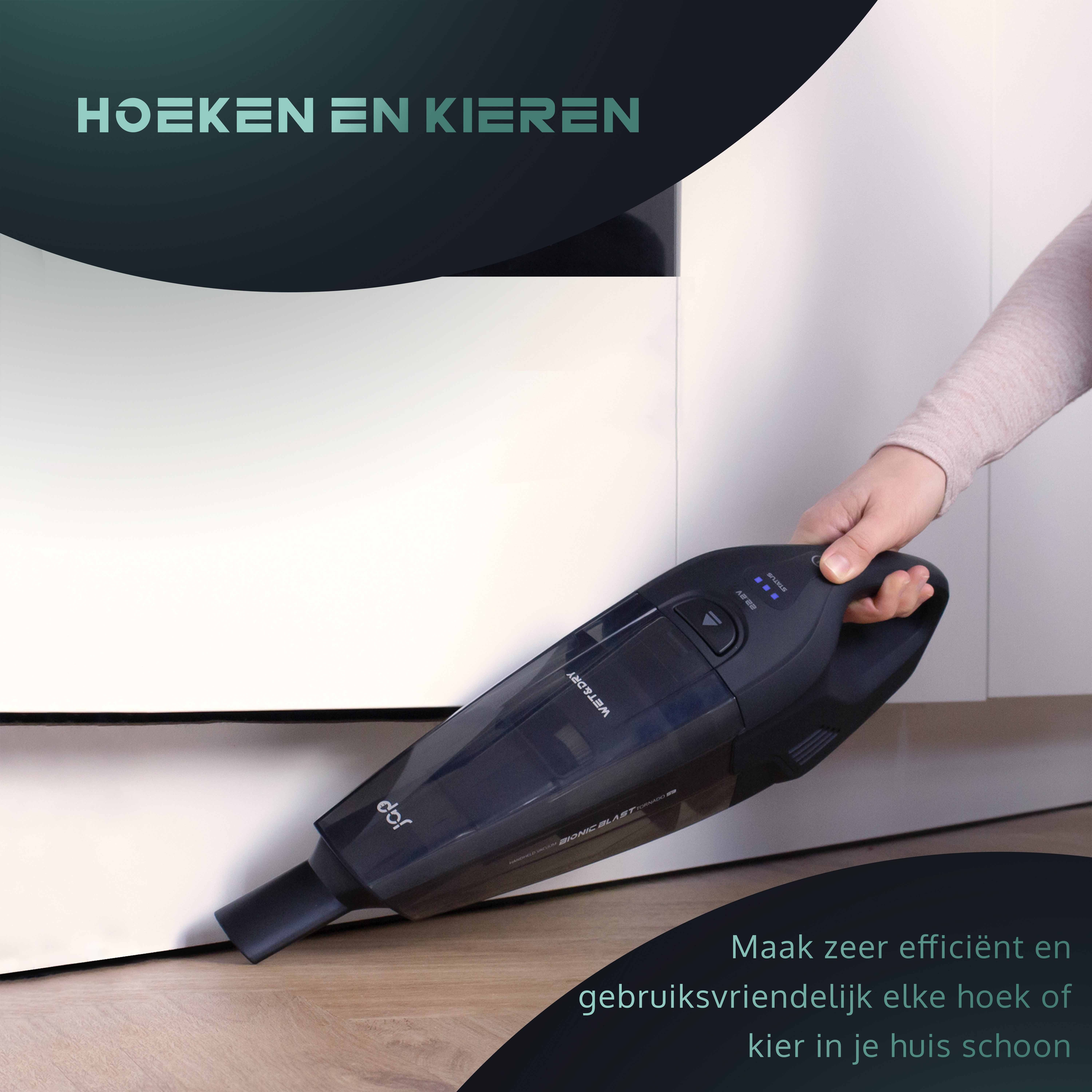 Ein schwarzer Handstaubsauger wird zum Reinigen des Bodens verwendet. Text: Ecken und Ritzen effizient reinigen.