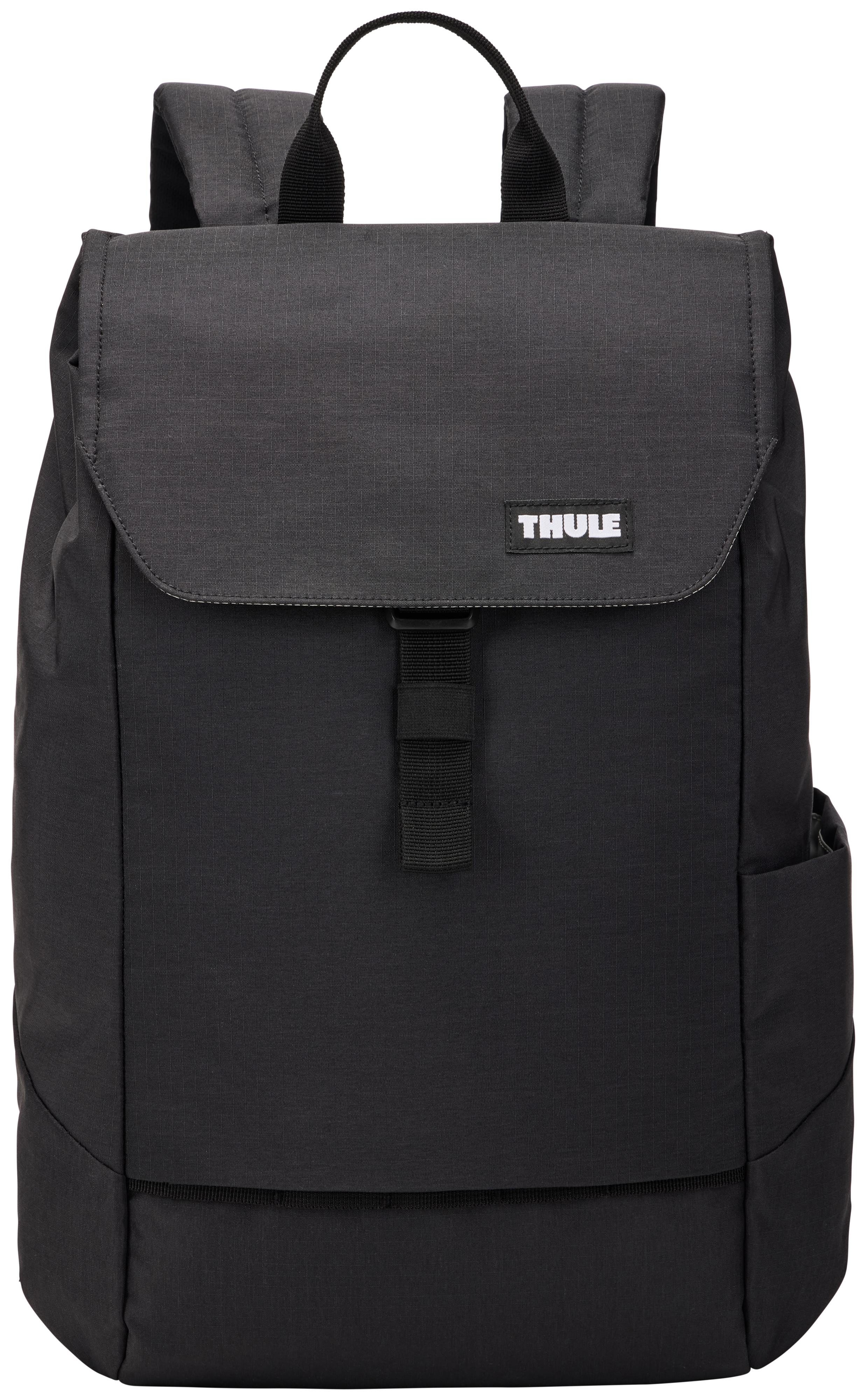 Schwarzer Rucksack mit Klappe, Griff, Thule-Logo und Seitentasche.