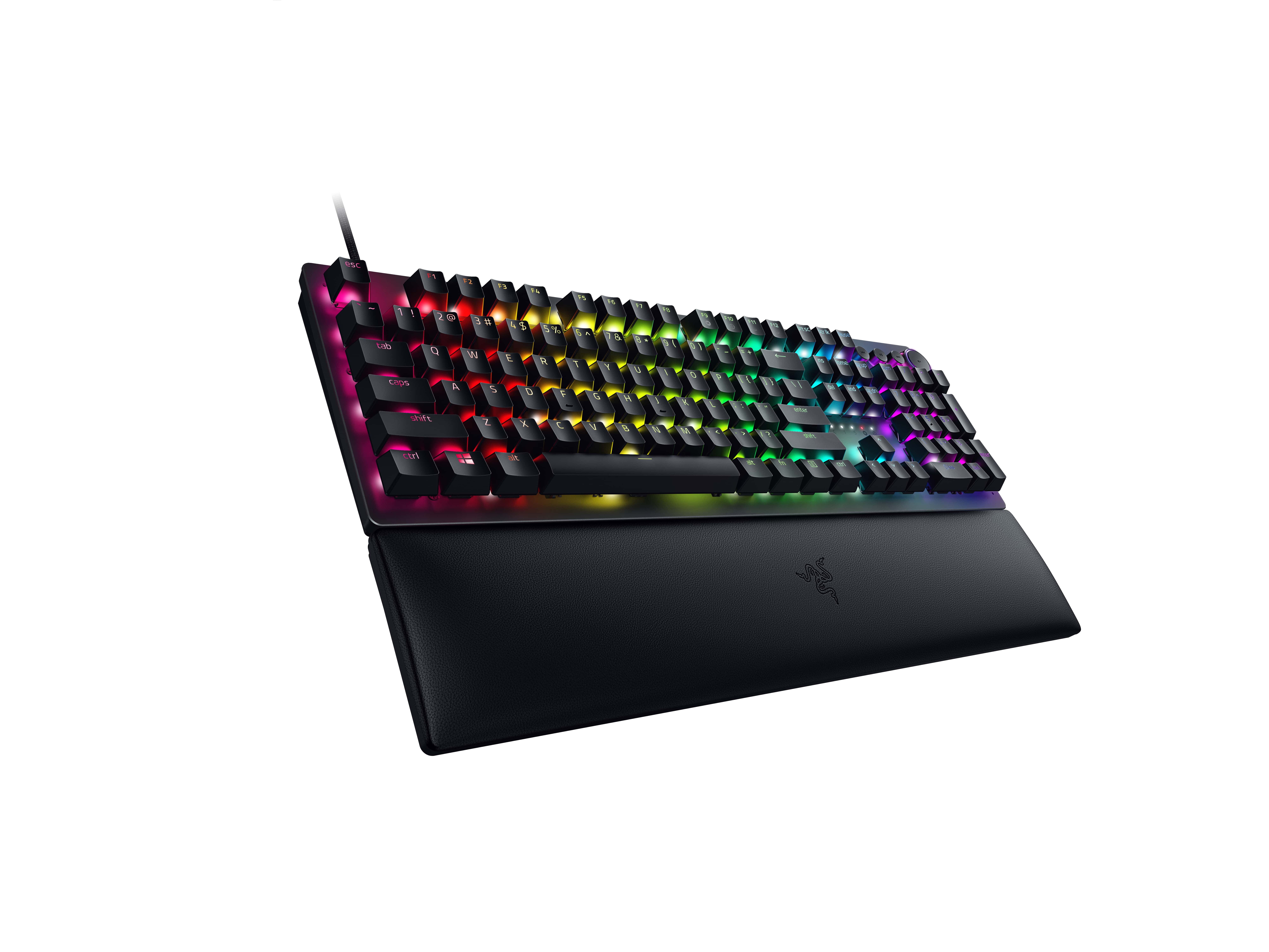 Tastiera Razer nera con tasti illuminati arcobaleno e poggiapolsi.
