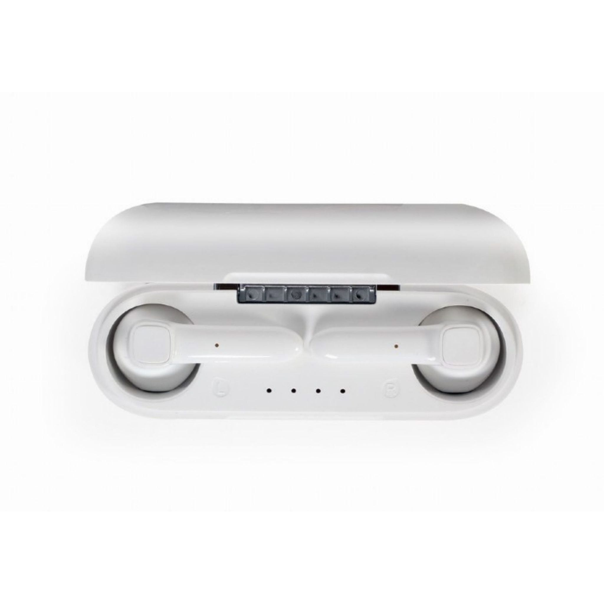 Białe słuchawki douszne w etui ładującym, widok z góry, białe tło.