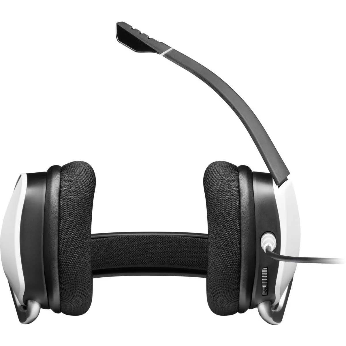 Biało-czarny zestaw słuchawkowy z mikrofonem. Nauszniczki są wyściełane. Kabel idzie w dół.