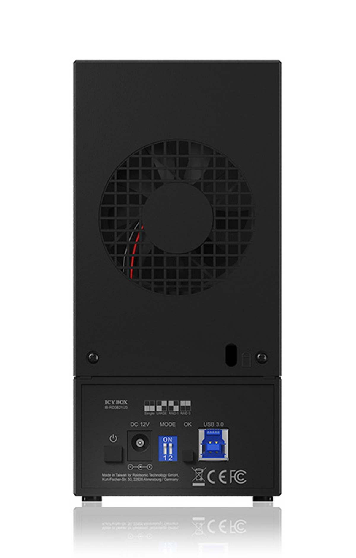 Schwarzes externes Computerlaufwerk mit Lüfter und verschiedenen Anschlüssen hinten. Ein/Aus-Schalter sichtbar.