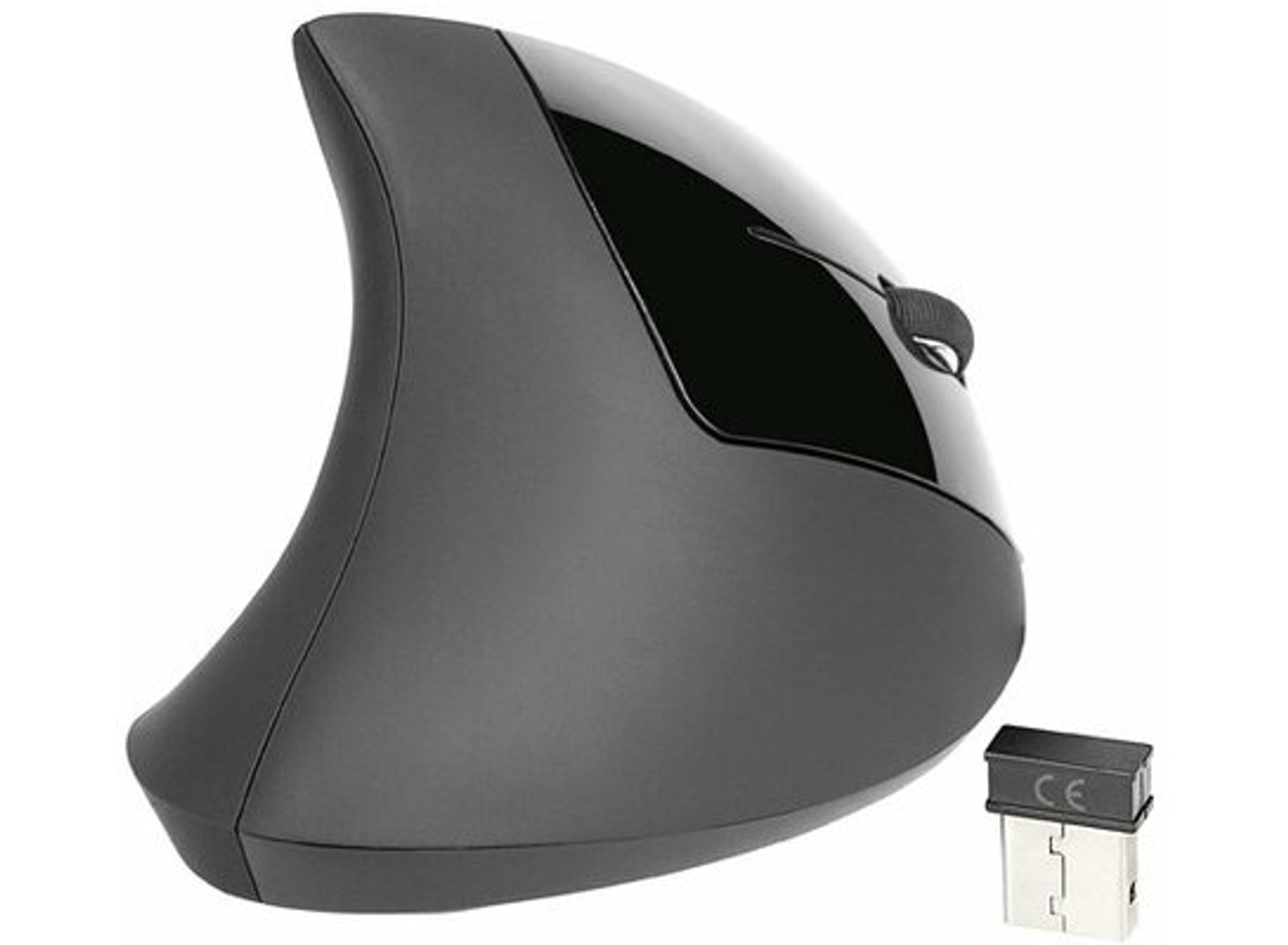 Czarna ergonomiczna mysz komputerowa z bezprzewodowym odbiornikiem. Jest zakrzywiona.