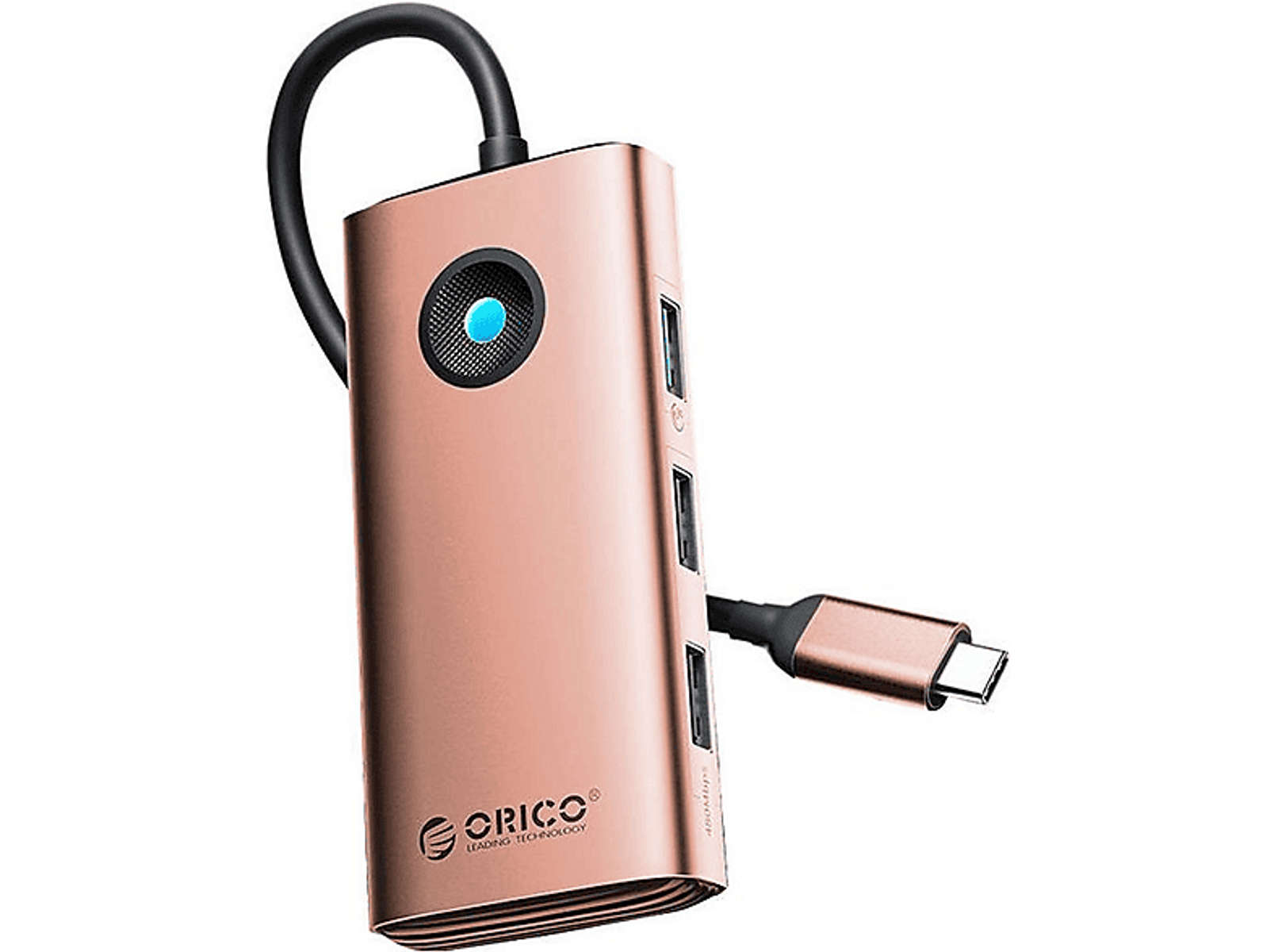 Roségoldener USB-Hub mit mehreren Anschlüssen und angeschlossenem USB-C-Kabel.