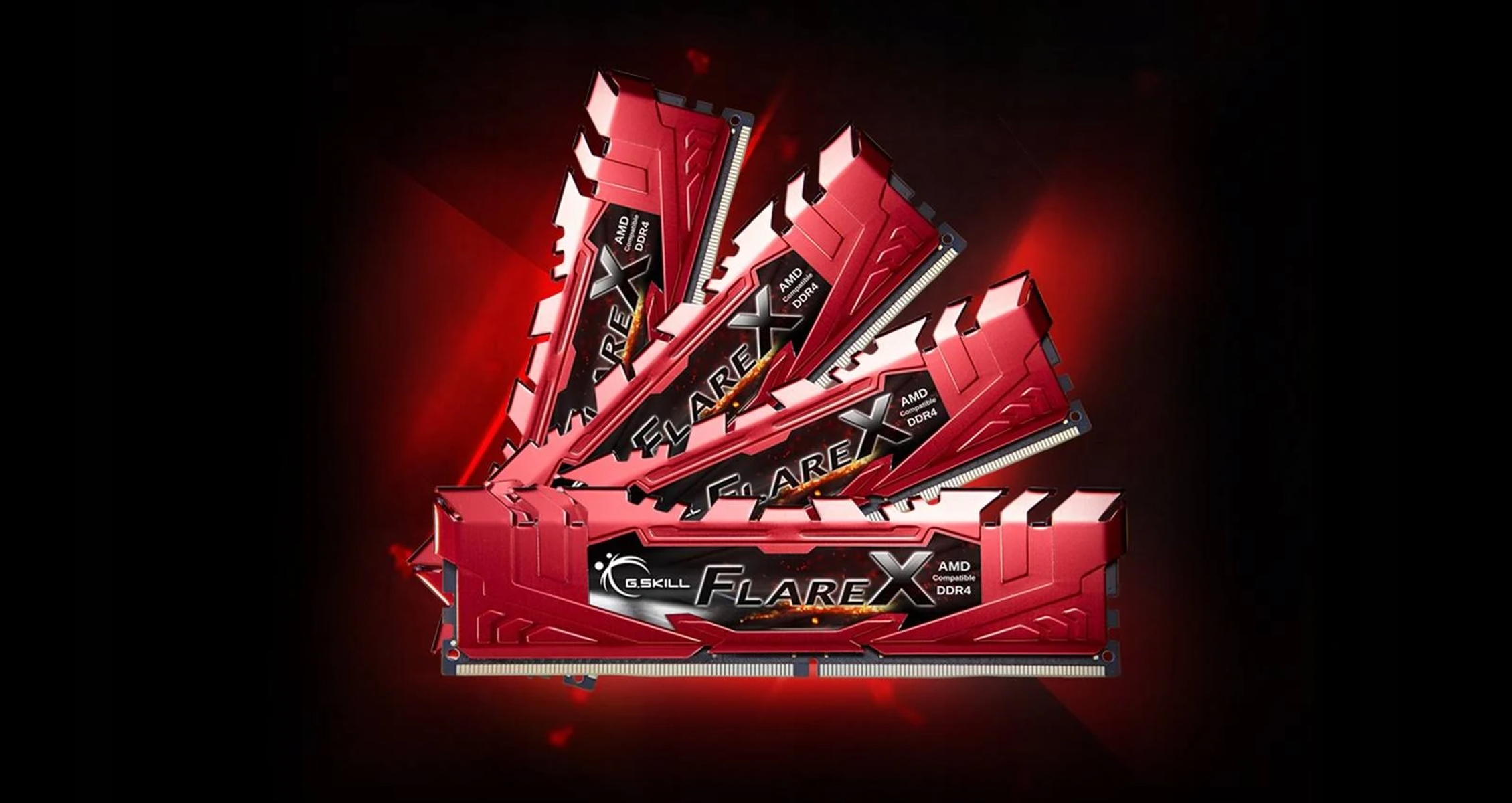 Cztery czerwone kości RAM Flare X DDR4. Kątowa konstrukcja z logo G.SKILL Flare X.