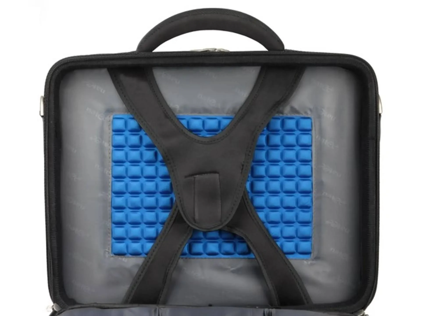 Schwarzer Laptop-Tascheninnenraum mit blauem Schutzpolster.