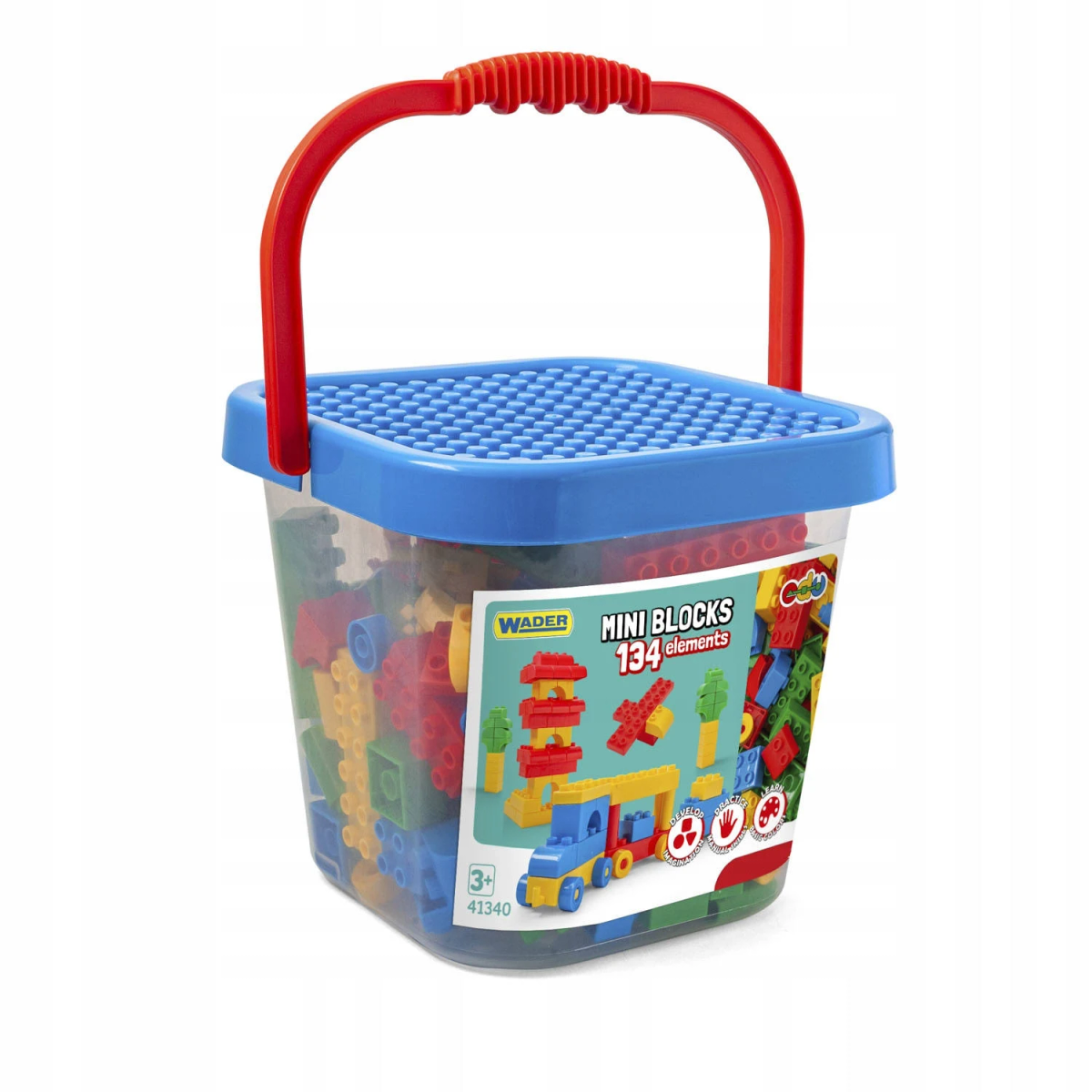 Transparenter Plastikeimer gefüllt mit bunten Spielzeugblöcken. Roter Griff und blauer Deckel.