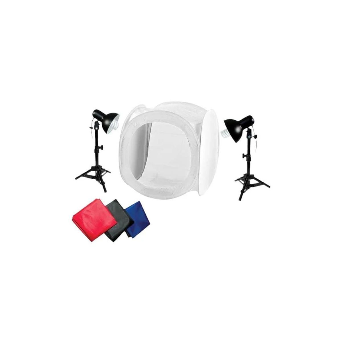 Foto-Studio-Setup mit weißem Würfel, zwei Lichtern auf Ständern und farbigen Hintergründen.