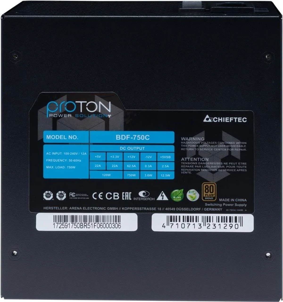 Zwarte Proton Power Solution voeding. Tekst op de voorkant bevat model- en voltage-informatie.