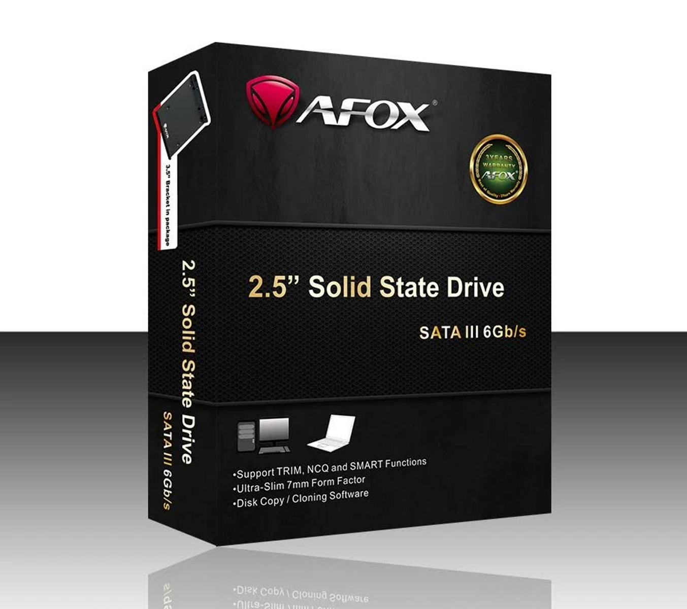 Eine schwarze Box der AFOX 2,5" Solid State Drive mit rotem und weißem Design.