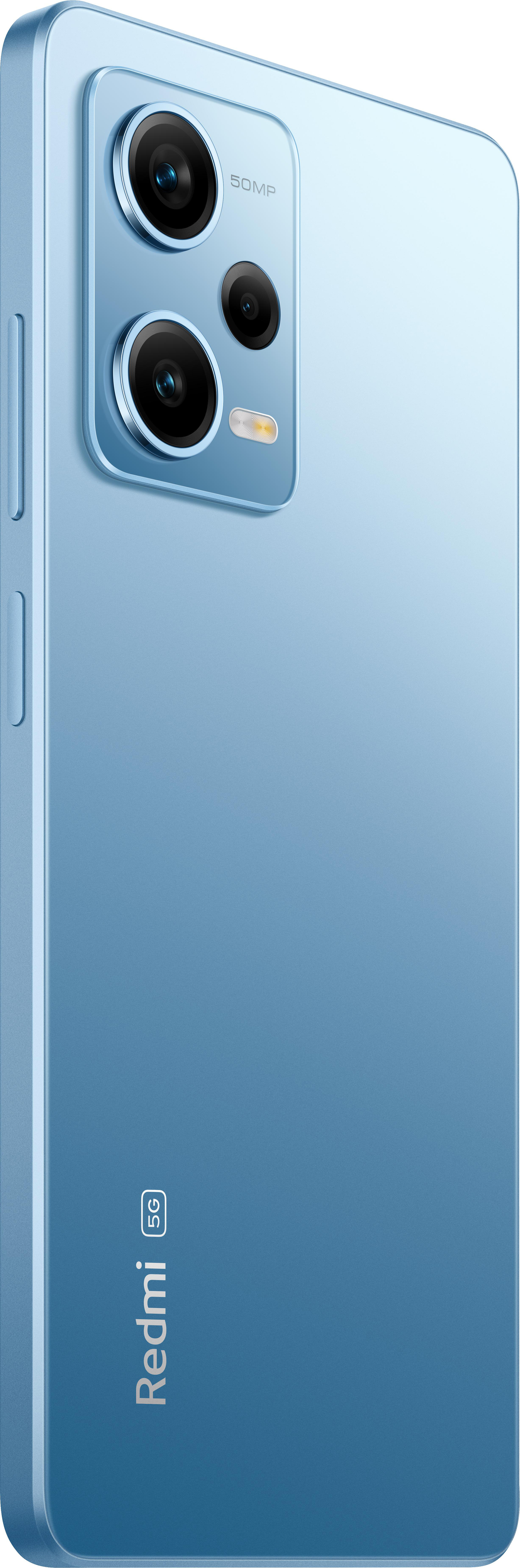 Blauwe Redmi 5G-telefoon, achterkant met meerdere camera's.