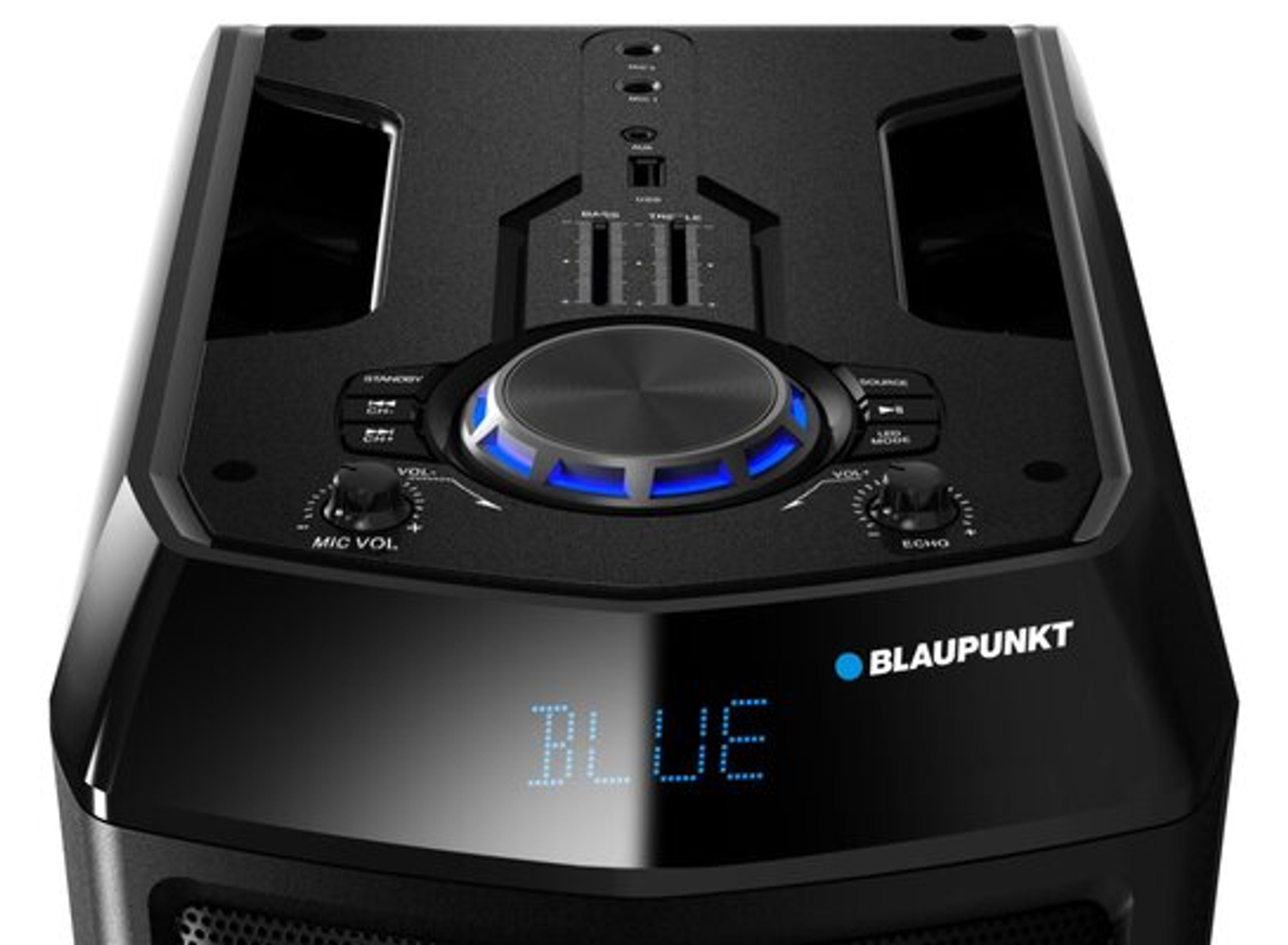 Zwarte Blaupunkt-luidspreker met bedieningspaneel, blauw display met 'BLUE'.