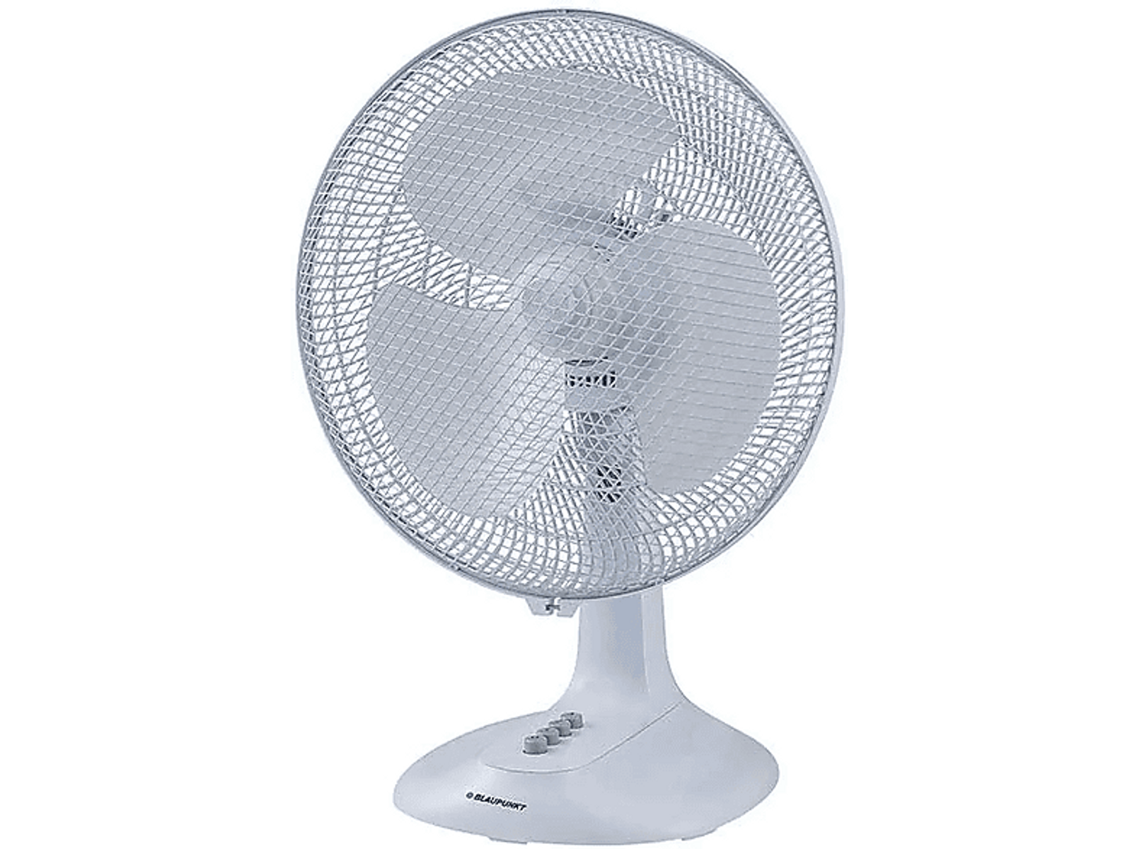 Weißer Blaupunkt-Ventilator mit drei Flügeln, Schutzgitter und Bedienelementen am Fuß.