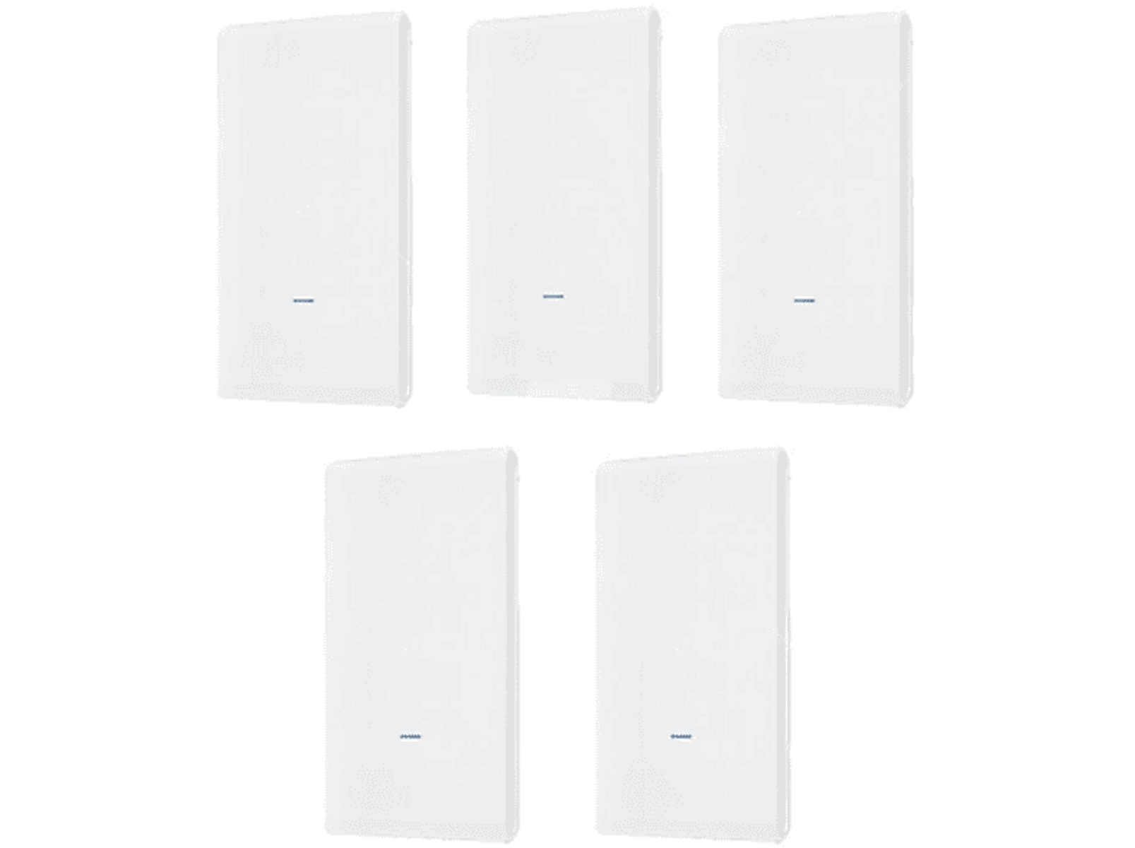 Pięć białych punktów dostępowych Wi-Fi. Prostokątny kształt z małym niebieskim logo.