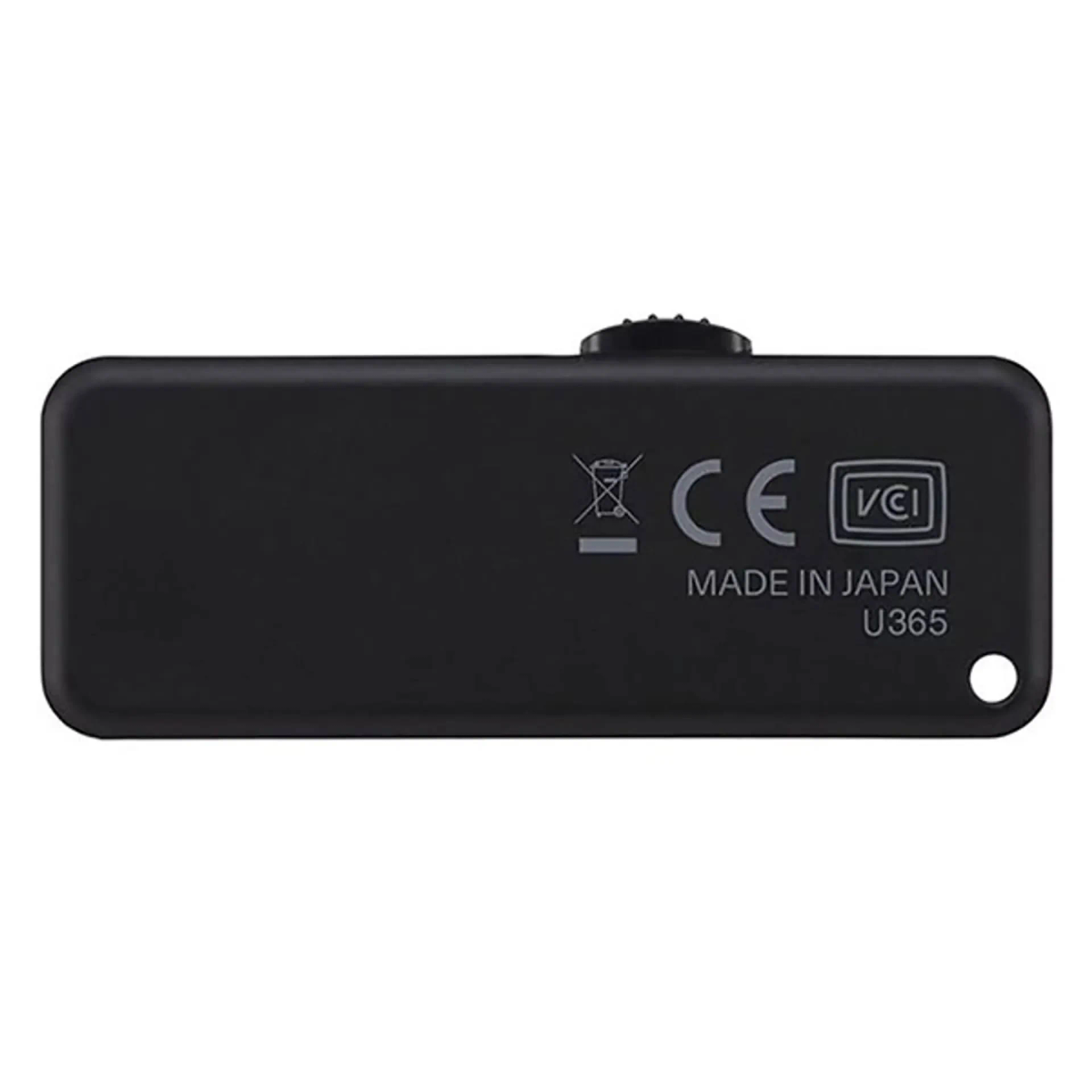 Czarne urządzenie z napisem 'Made in Japan'. Posiada znak CE i przycisk resetowania.