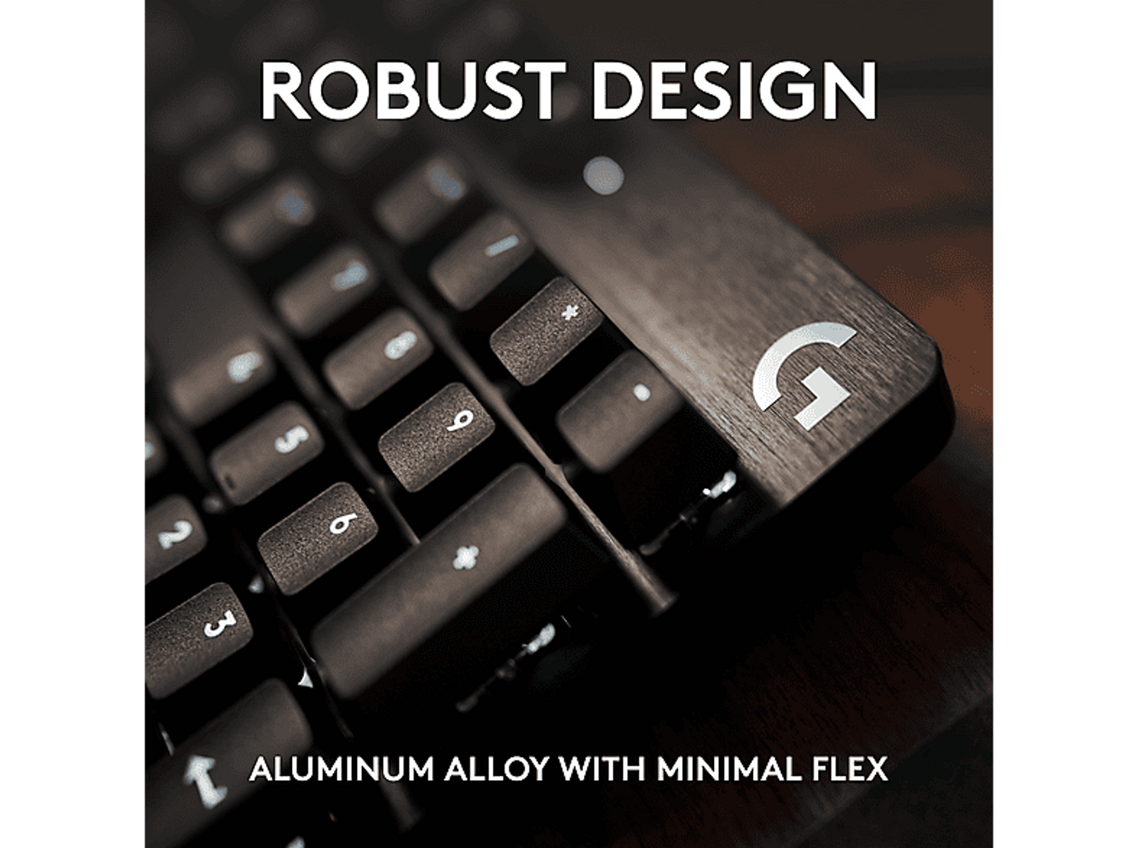 Zbliżenie czarnej klawiatury, z napisem ROBUST DESIGN na górze i stopem aluminium na dole.