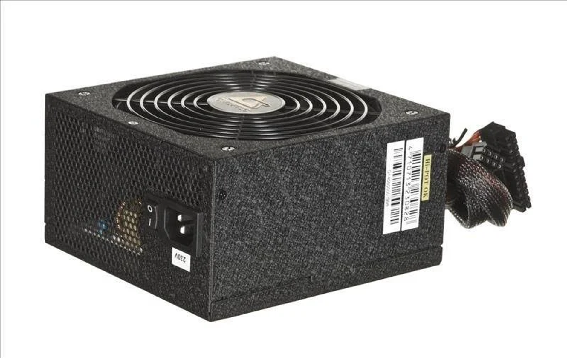 Alimentatore nero con ventola. Interruttore e spina visibili.