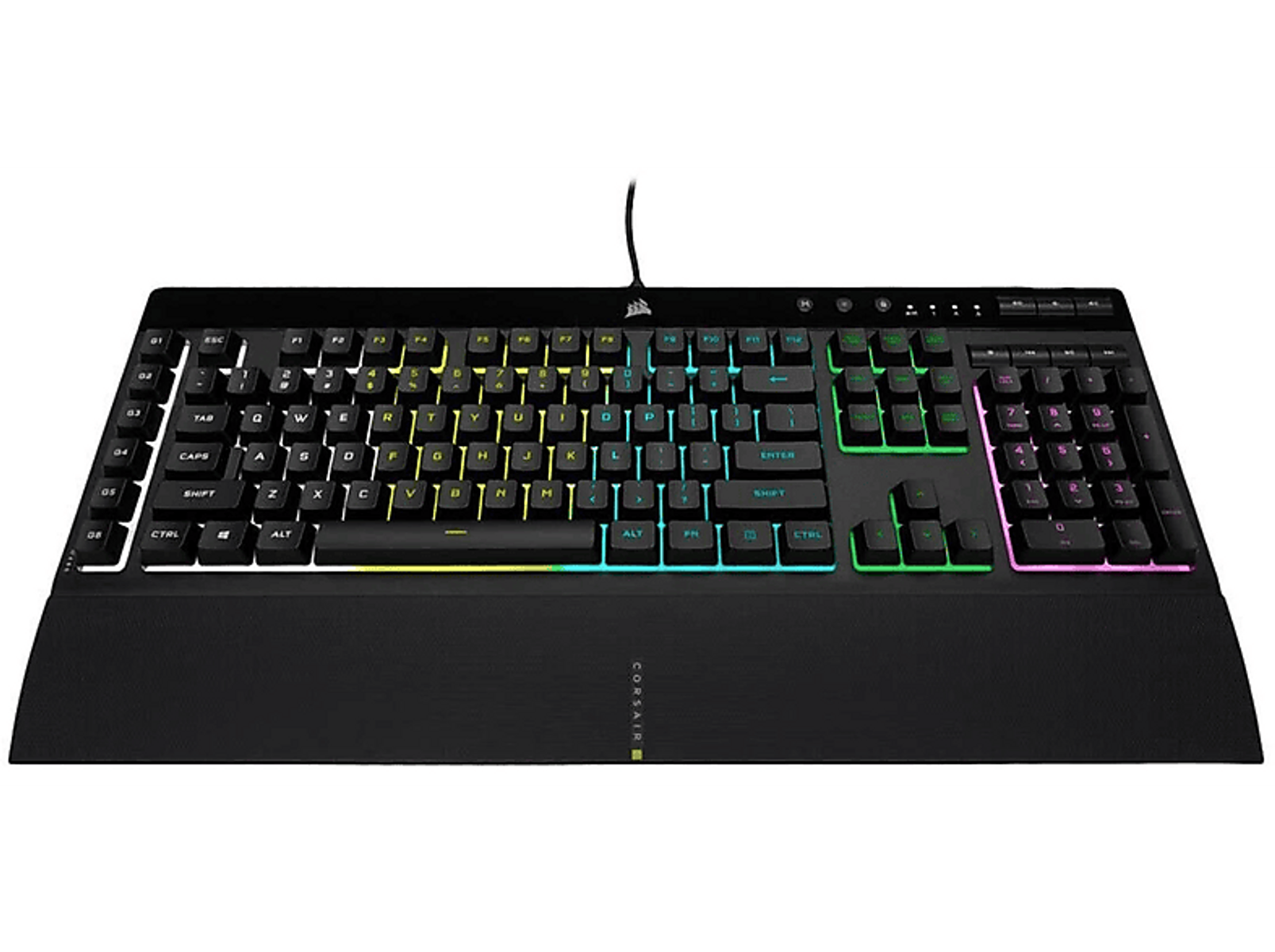 Czarna klawiatura z tęczowymi światłami, podpórką na nadgarstek i logo Corsair. Na białym tle.