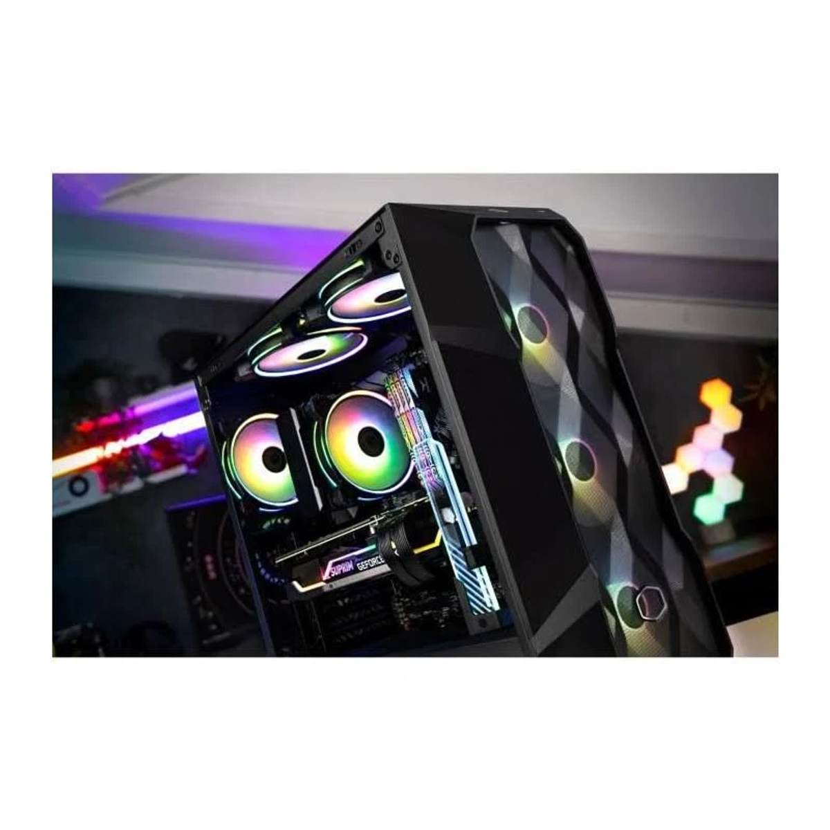 Ein schwarzes Computergehäuse mit bunten Lichtern. Lüfter und Grafikkarte sind sichtbar.