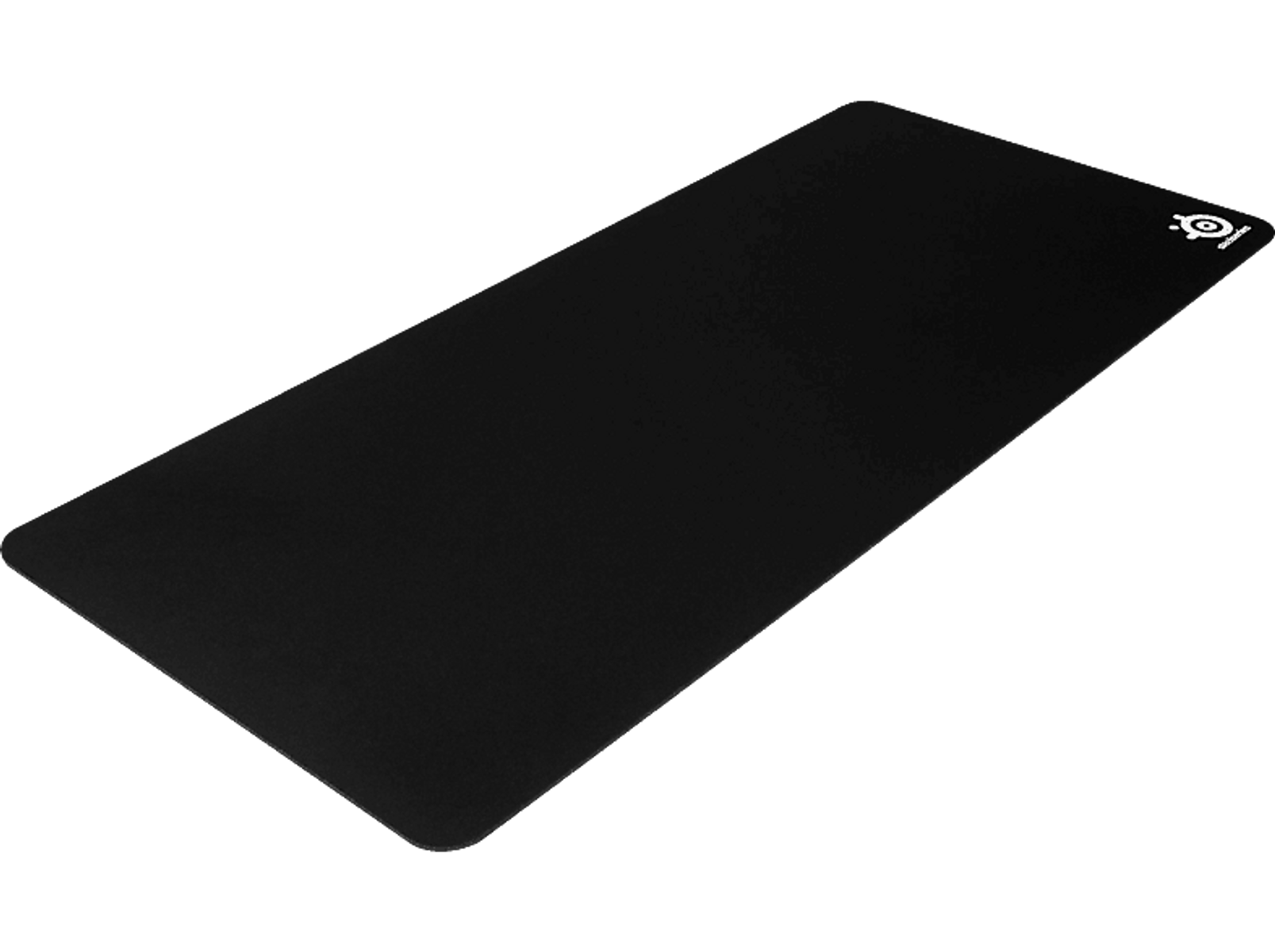 Schwarzes rechteckiges Mousepad mit weißem Logo in der oberen rechten Ecke.