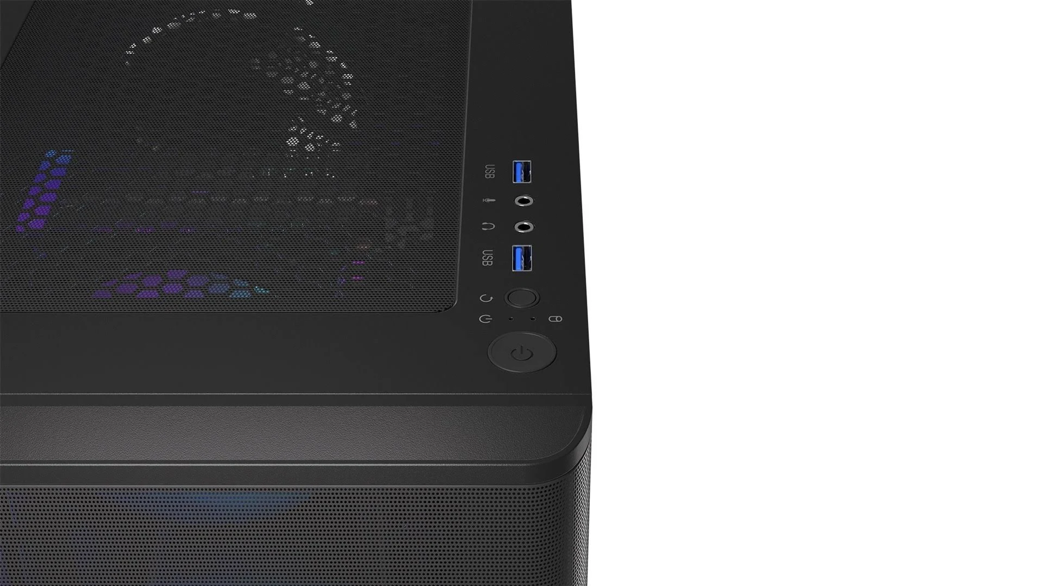 Zbliżenie czarnego panelu przedniego obudowy komputera z portami i przyciskiem zasilania.