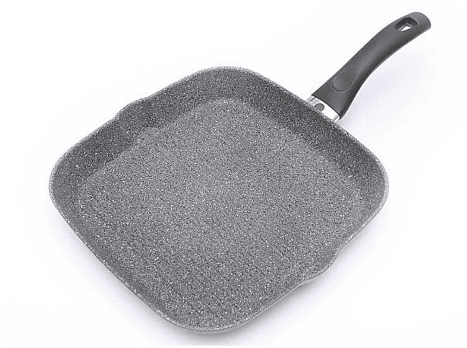 Graue quadratische Pfanne mit schwarzem Griff auf weißem Hintergrund.
