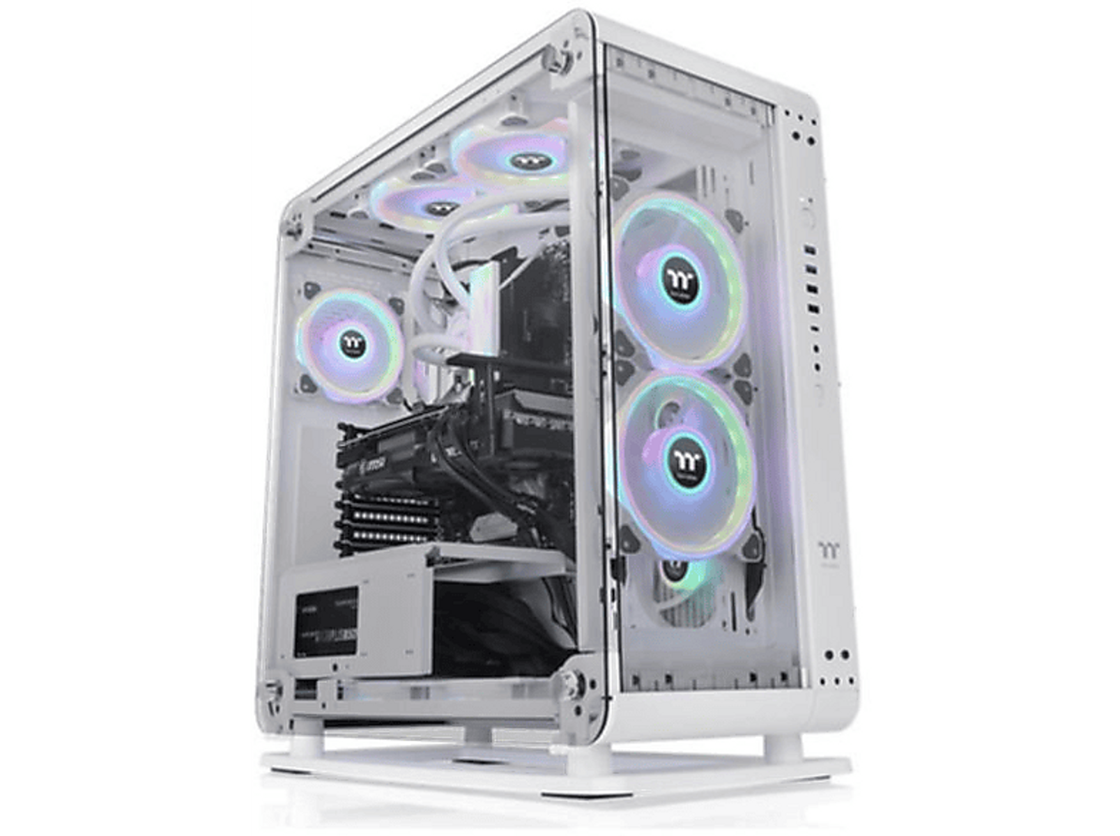 Case PC bianco con pannelli in vetro. Multiple ventole con luci RGB. Componenti interni visibili.