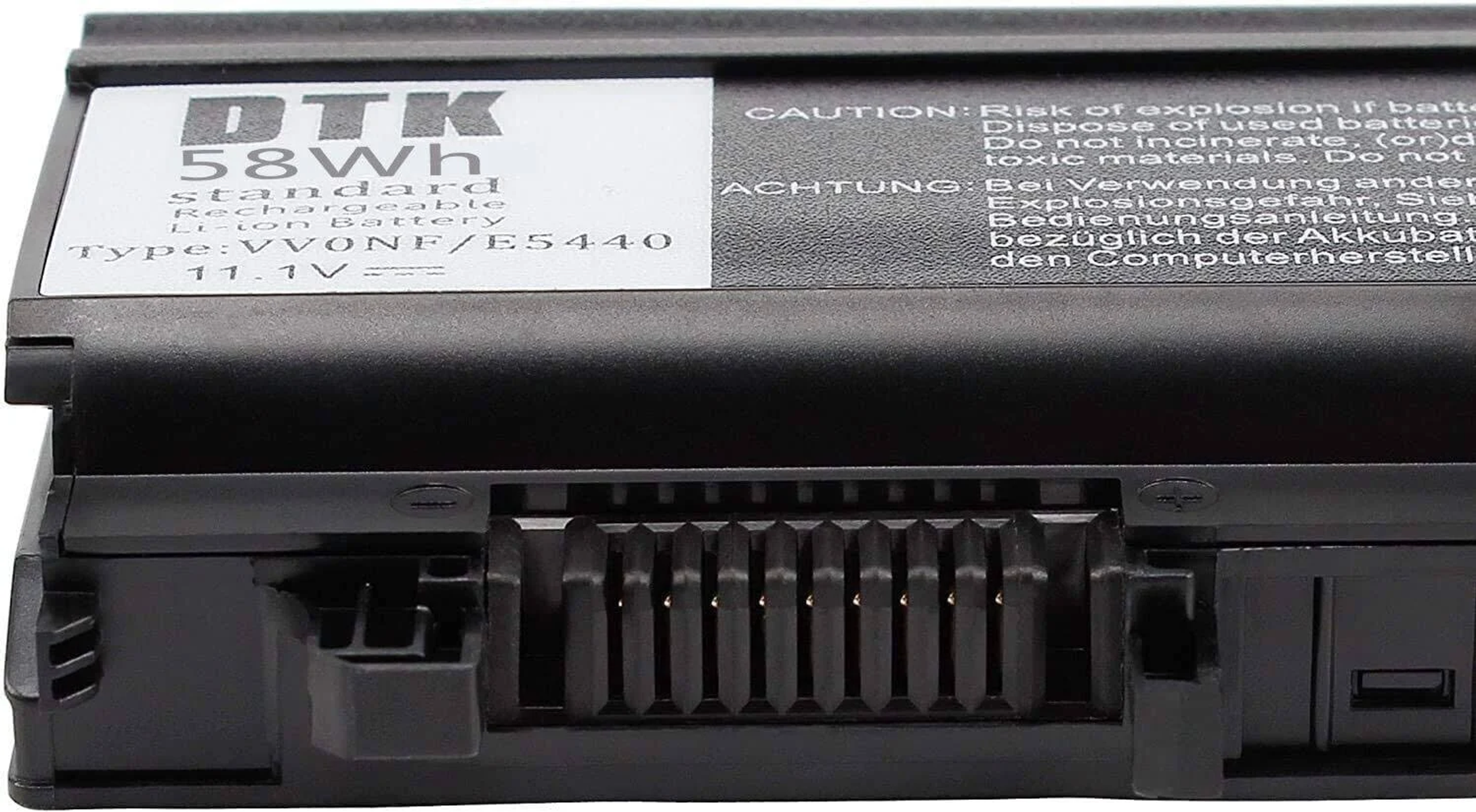 Czarny akumulator do laptopa z etykietą pokazującą specyfikacje.