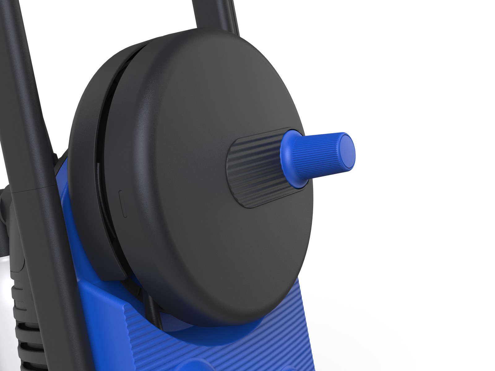 Zbliżenie niebiesko-czarnej myjki ciśnieniowej, fokus na złączu węża.