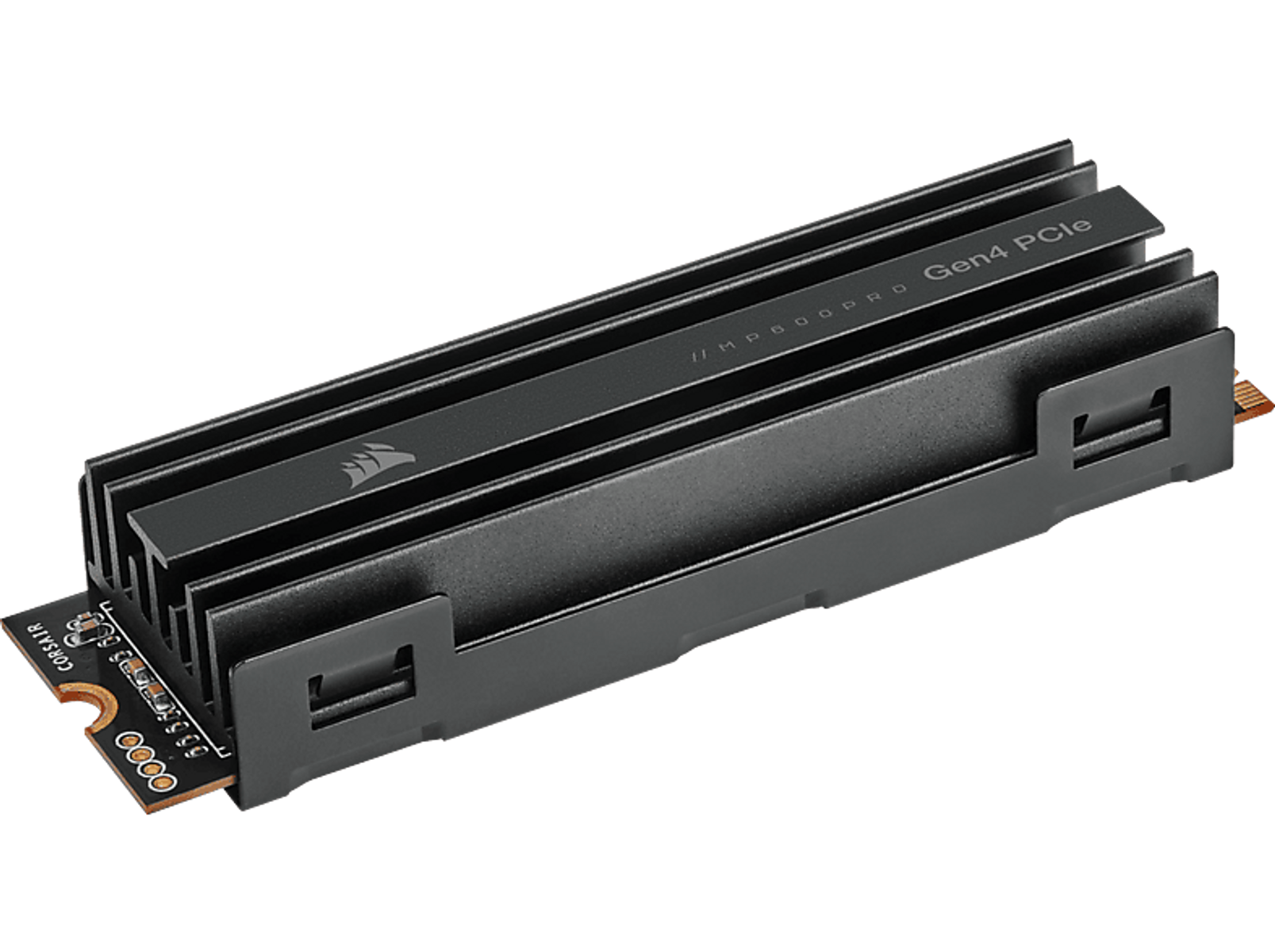 SSD PCIe Gen4 Corsair negra con disipador de calor.