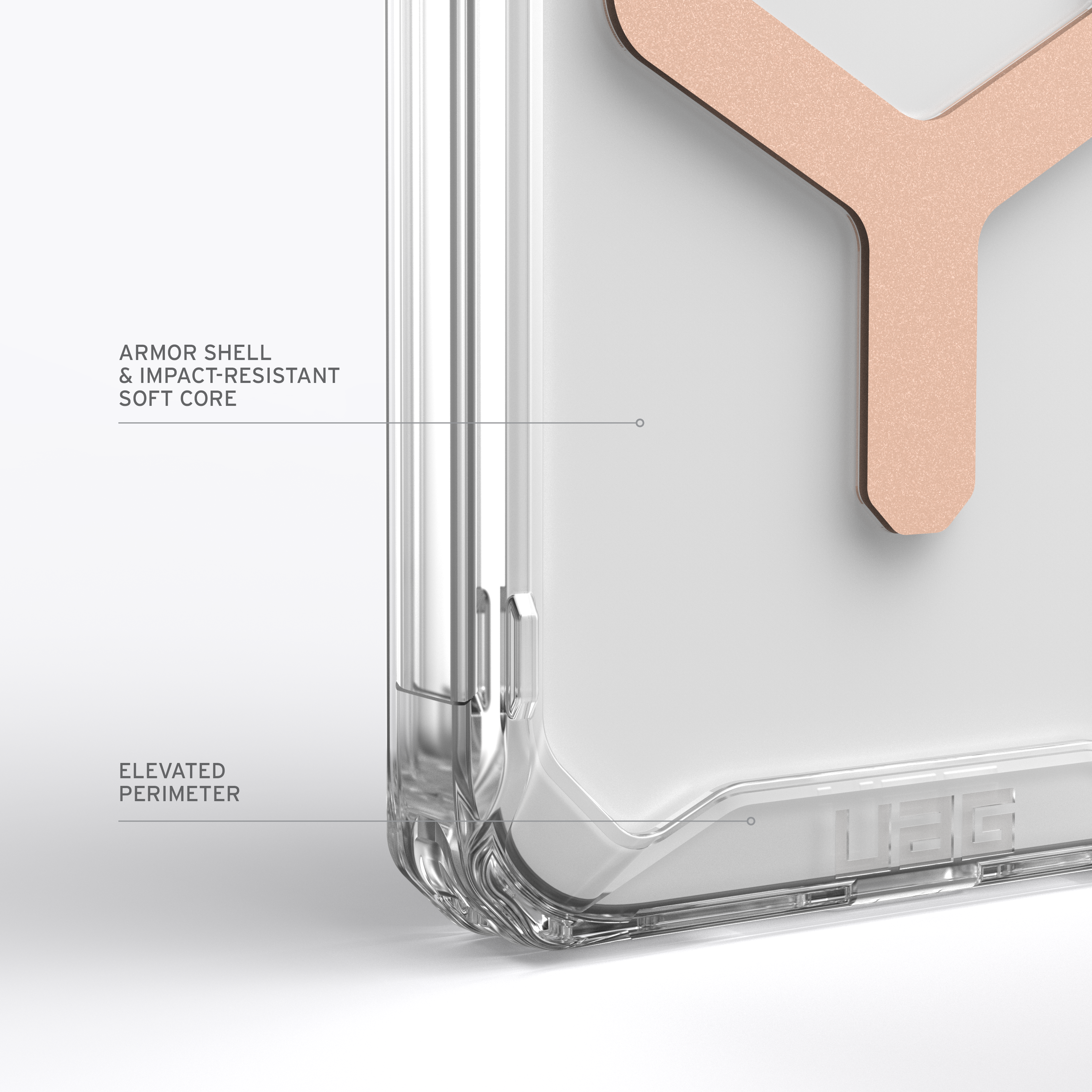 Nahaufnahme einer transparenten Handyhülle mit Schutzeigenschaften und einem roségoldenen Akzent auf weißem Hintergrund.