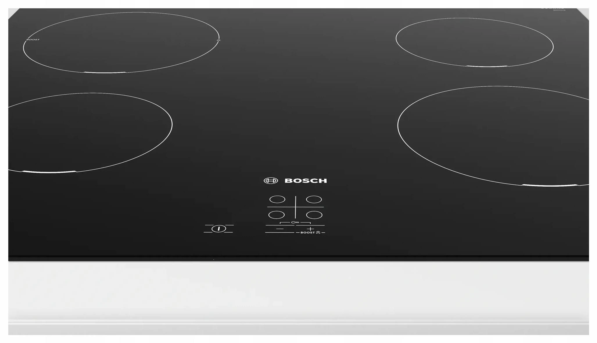 Czarna płyta grzewcza ze szkła z czterema palnikami kołowymi. Widoczne logo Bosch i panel sterowania.
