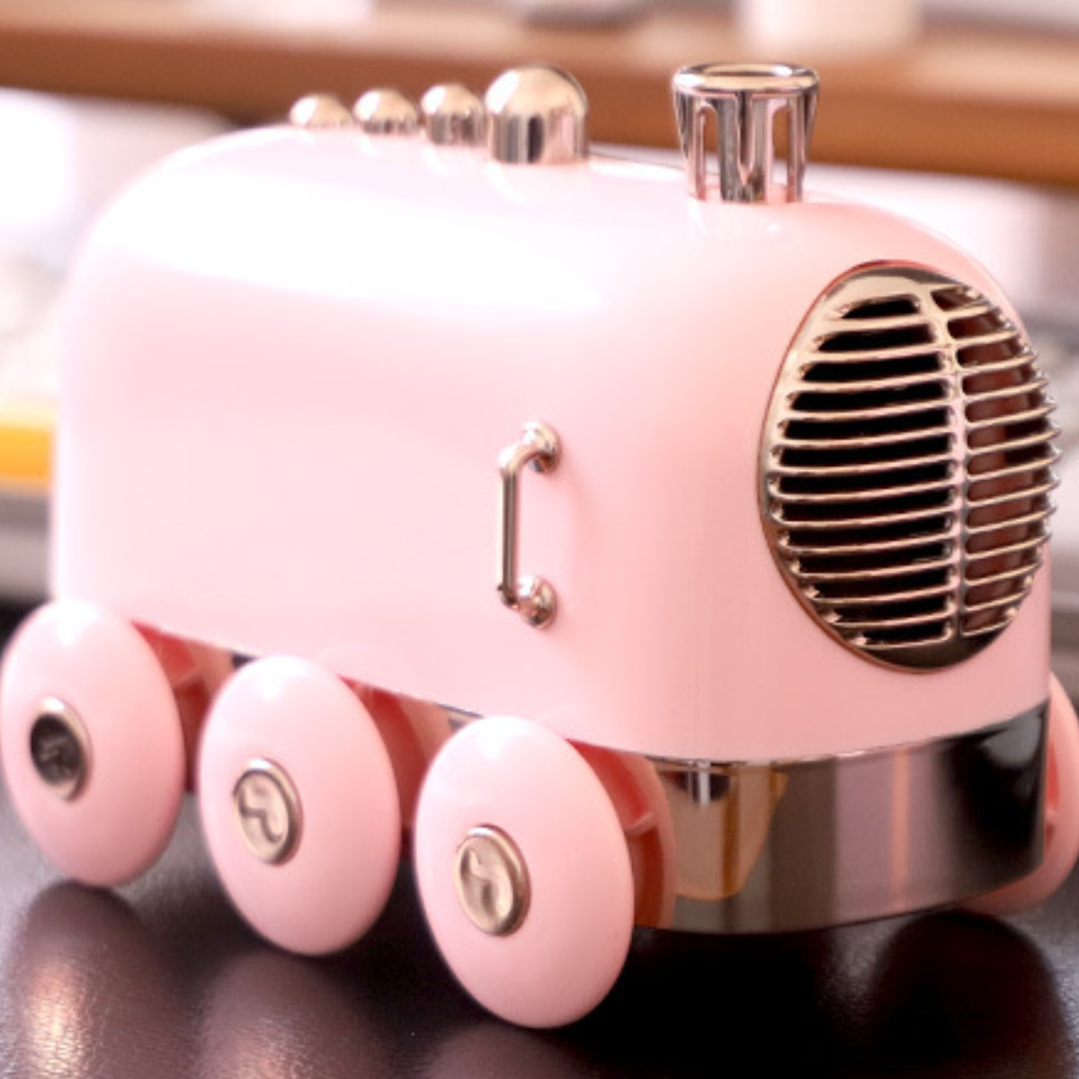 UWOT Kabelloser Bluetooth-Lautsprecher - Charmanter rosa Bluetooth Zug Lautsprecher, Vintage-Look im Rosa