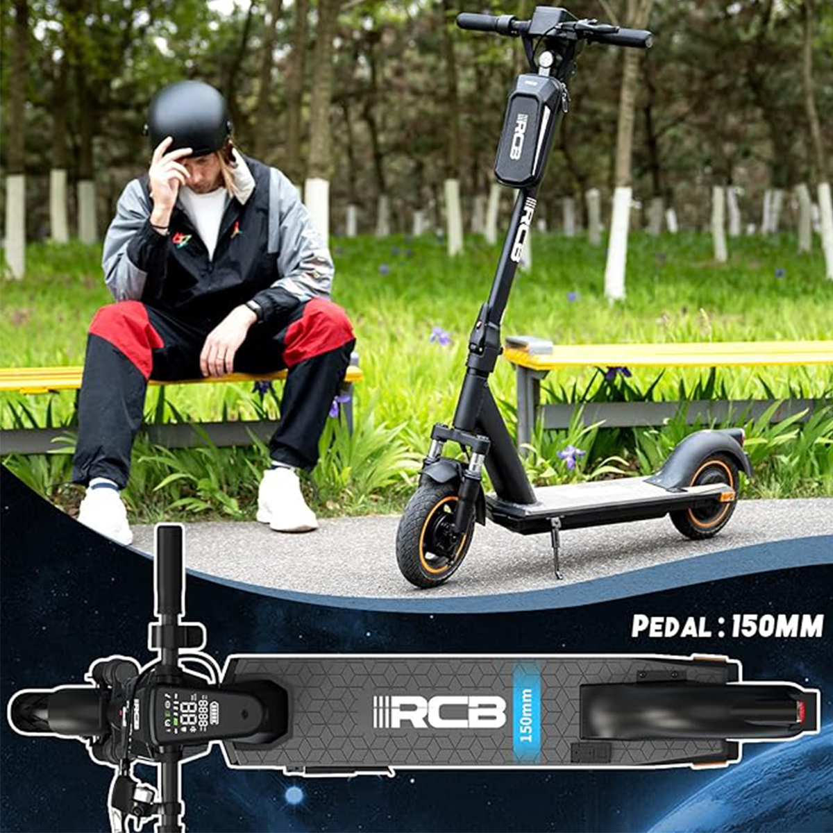Mann mit Helm sitzt auf Bank neben Elektroroller. Der Roller ist schwarz und hat orangefarbene Akzente.