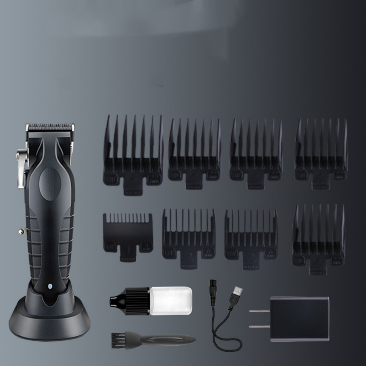 Haarschneider mit Zubehör. Enthält Kämme, Öl, Bürste, Ladestation und Adapter.