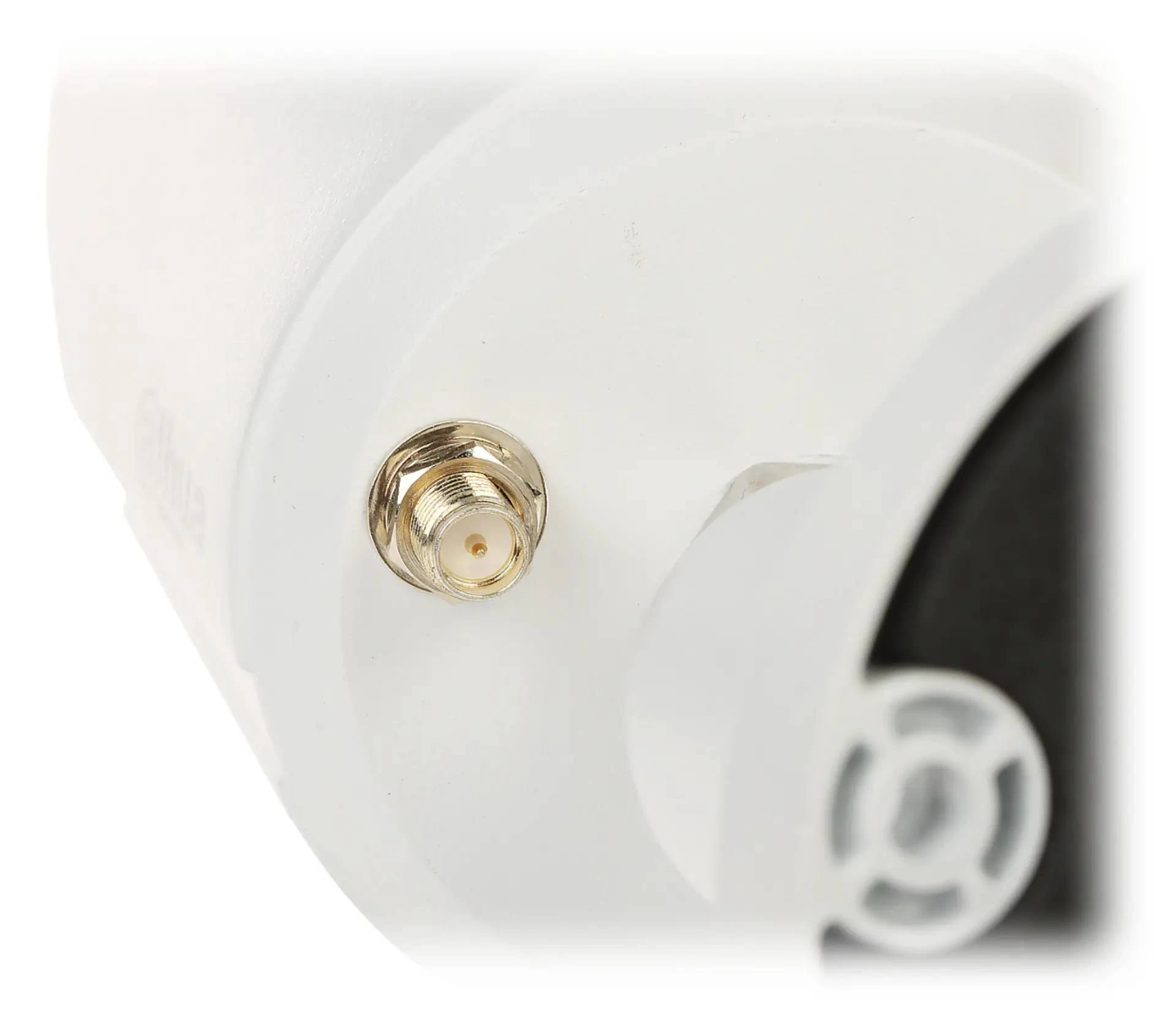 Białe urządzenie ze srebrnym złączem.