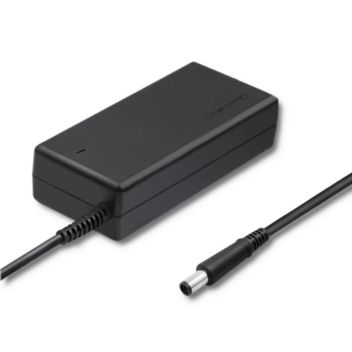 Schwarzes Laptop-Ladegerät mit schwarzem Kabel und rundem Stecker.
