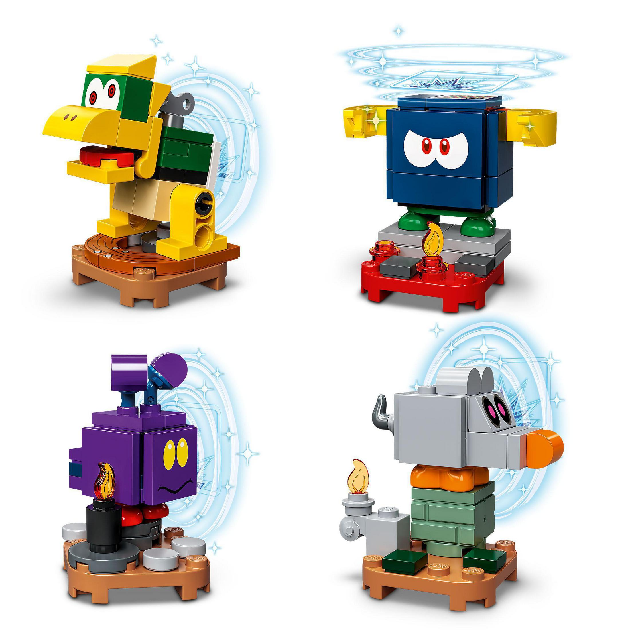 Dört Lego figürü. Bir kuş, mavi bir kare, mor bir kare ve gri bir köpek.