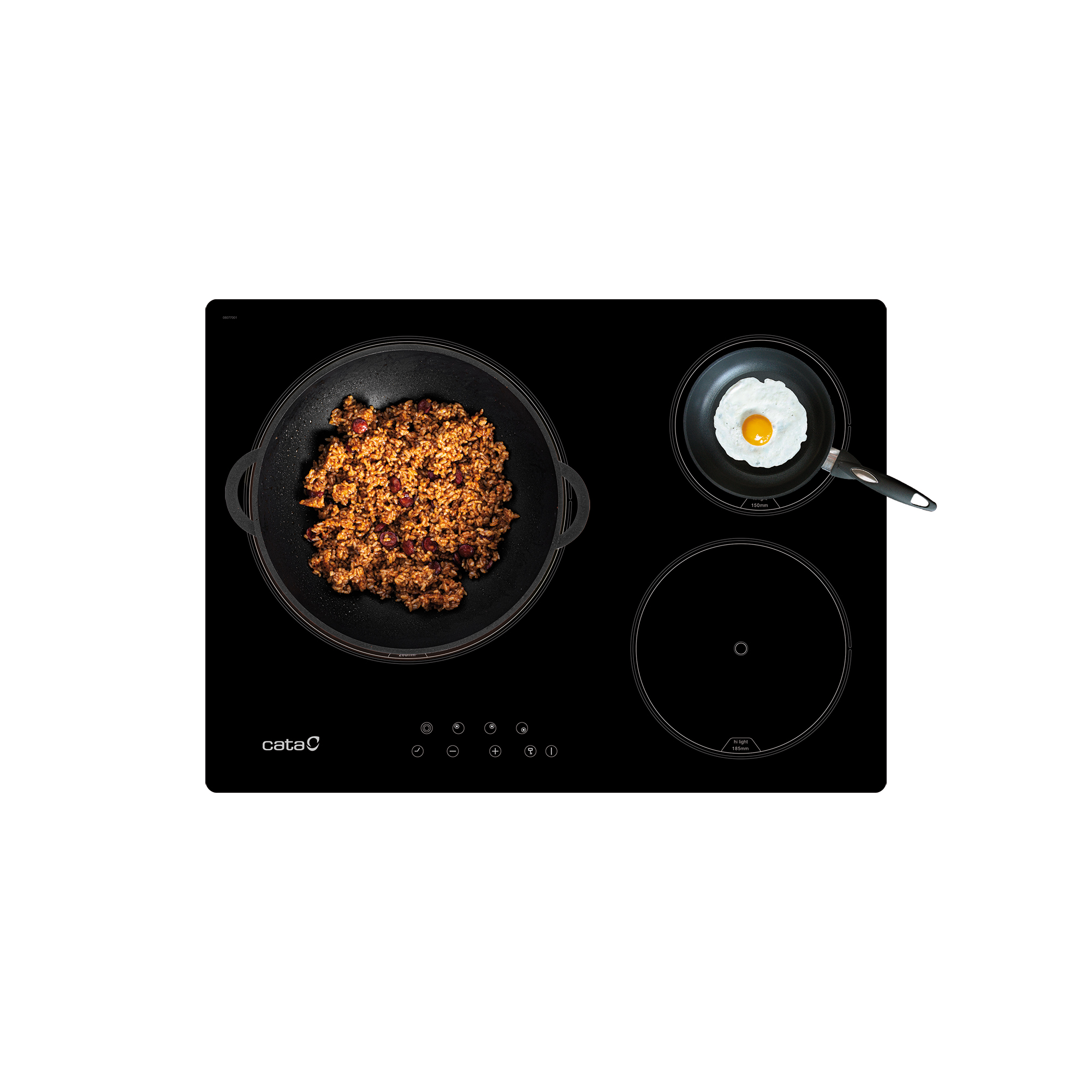 Czarna płyta grzewcza z wokiem i jajkiem sadzonym. Marka Catà. Trzy palniki w użyciu.