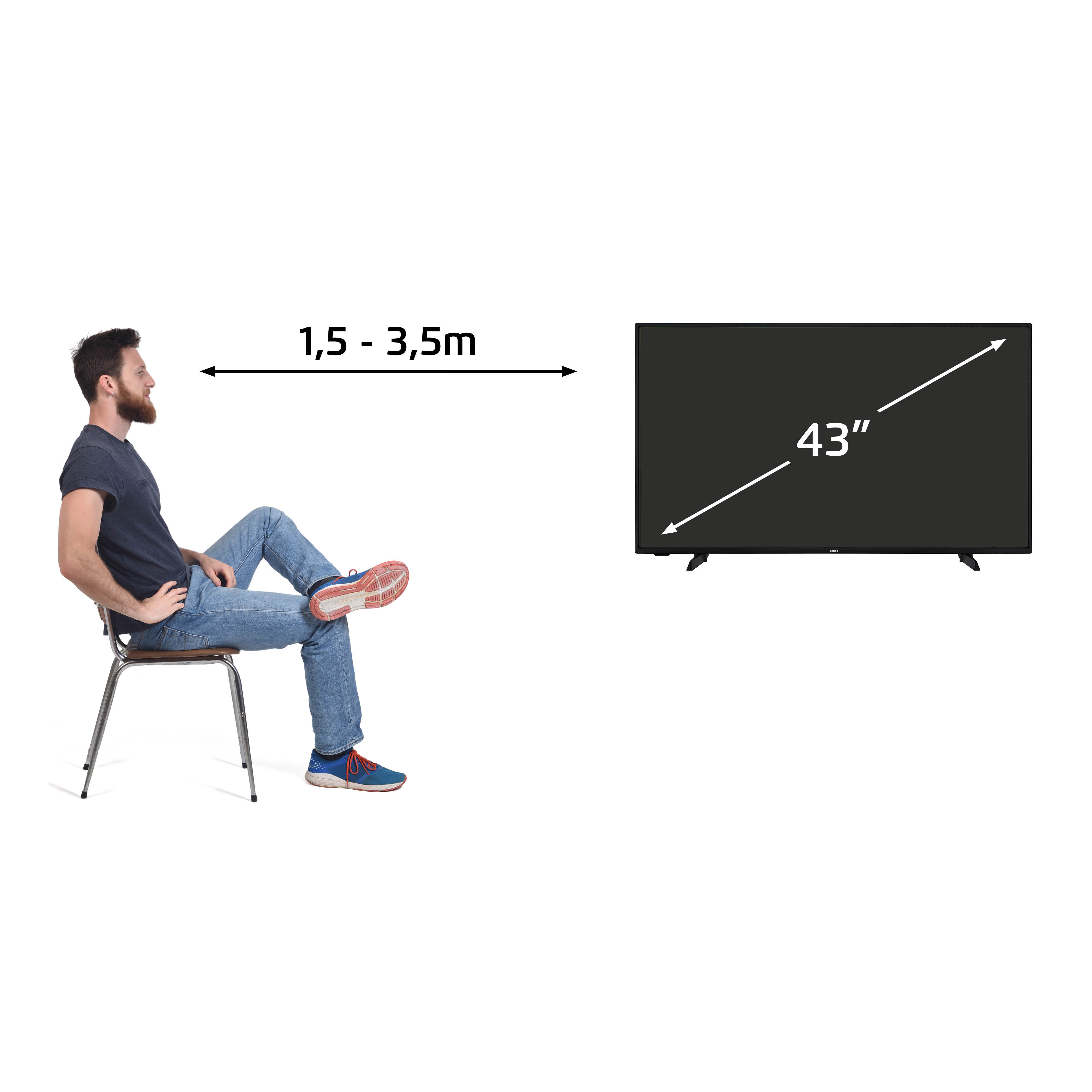 Een man zit in de buurt van een 43-inch tv en toont de afstand.