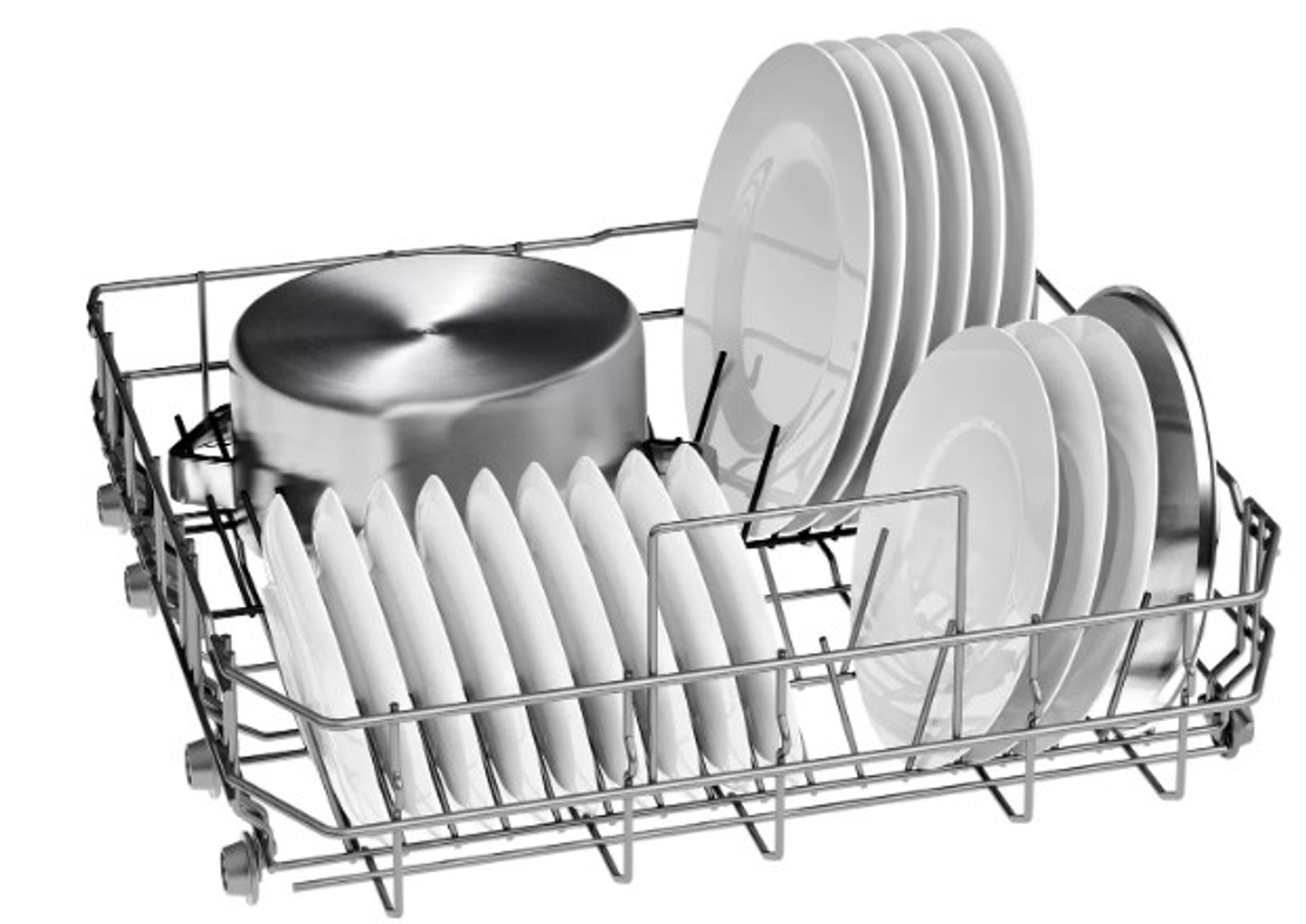 Cesto lavastoviglie con piatti e pentola. Piatti bianchi impilati. Pentola in acciaio inox a sinistra.