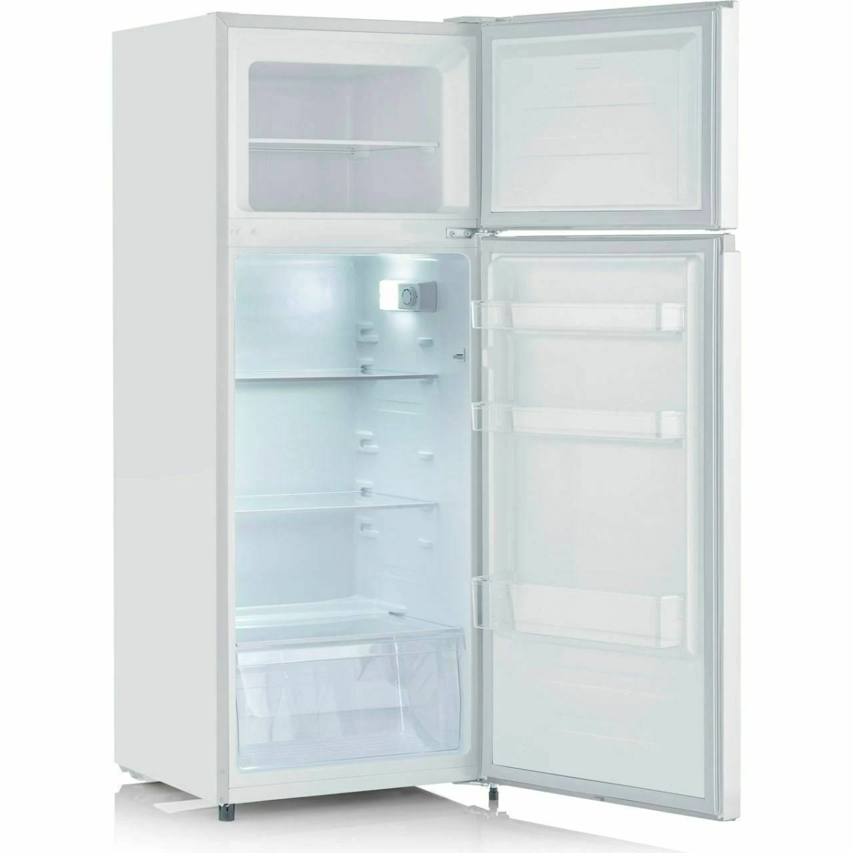 Weißer Kühlschrank mit offenen Türen. Innenregale und Schubladen sichtbar. Obere und untere Fächer.