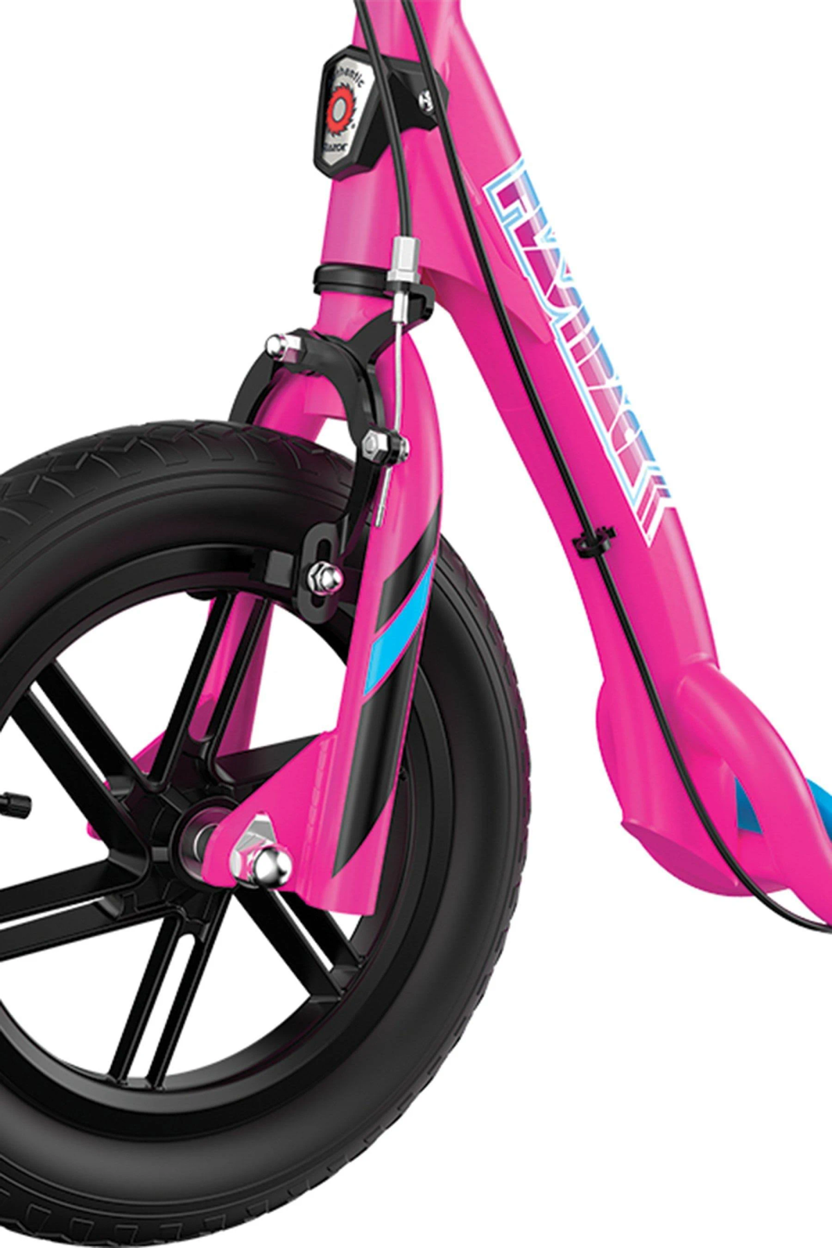 Zbliżenie różowego koła i widelca hulajnogi z czarną oponą.