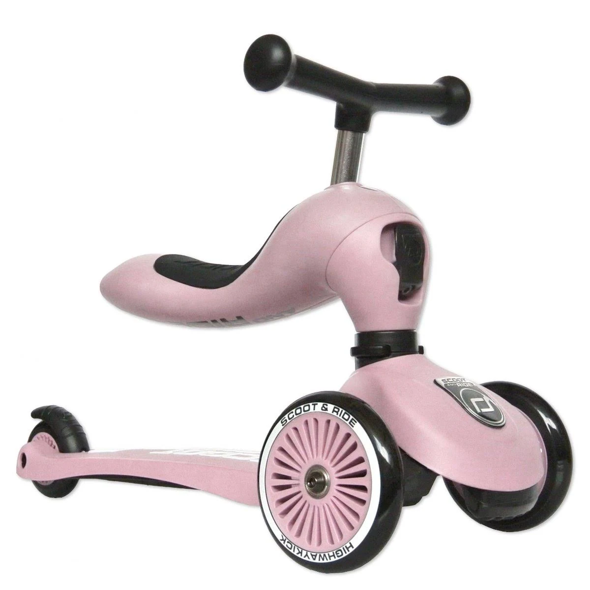 Scooter rosa con dettagli neri. Presenta tre ruote, un sedile e un telaio curvo.