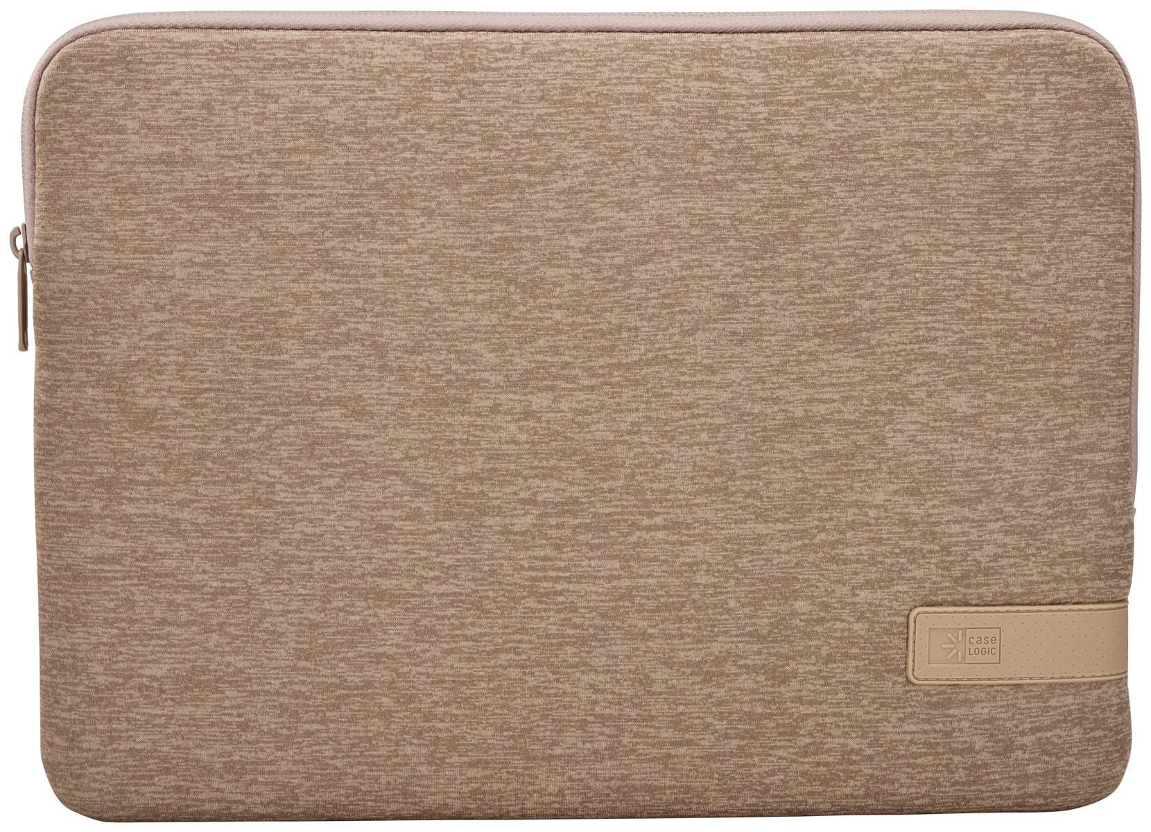 Une housse pour ordinateur portable beige avec une fermeture éclair et une étiquette avec un logo.