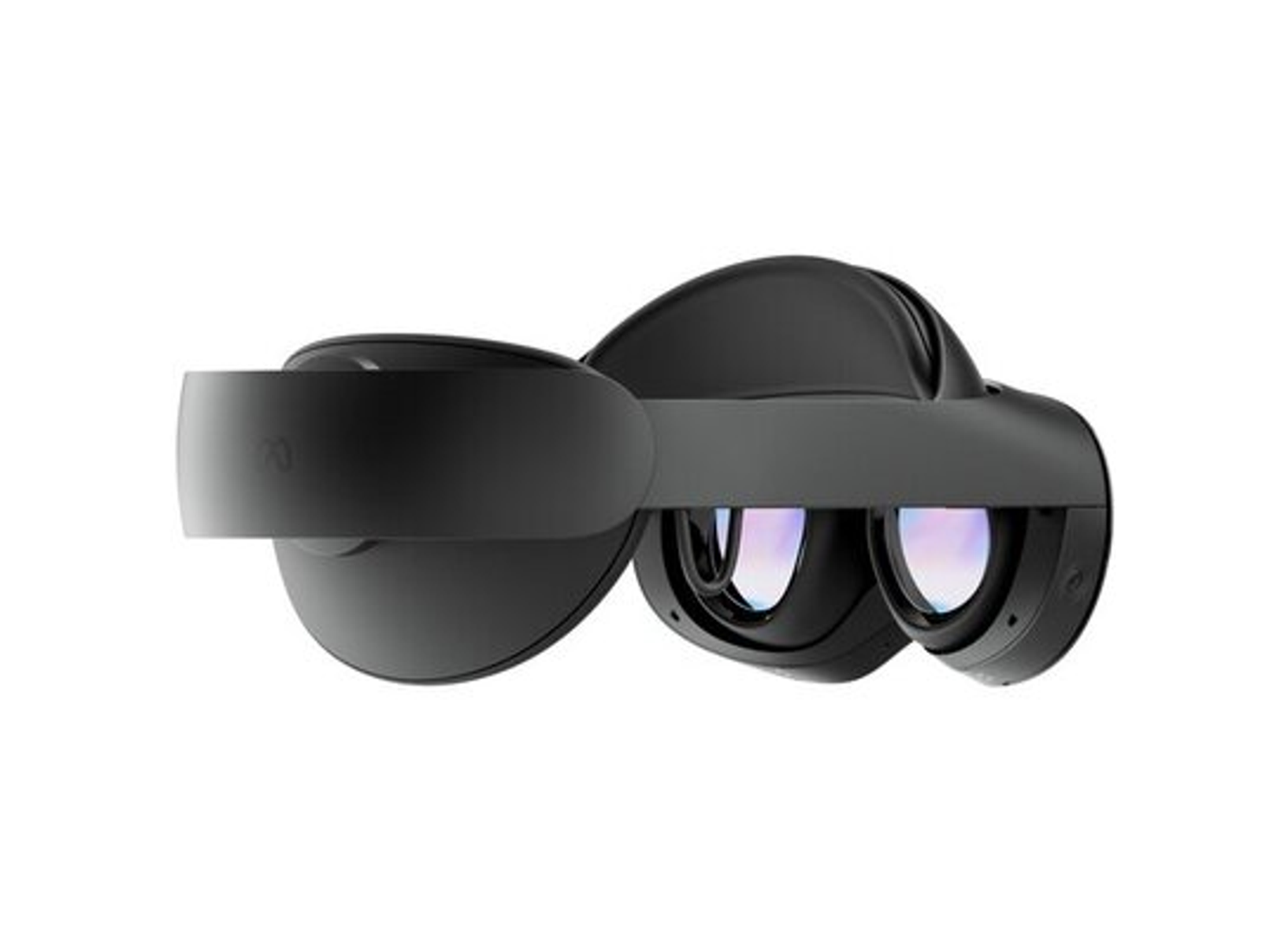 Ein schwarzes VR-Headset mit Linsen und Kopfband, in Schrägansicht.