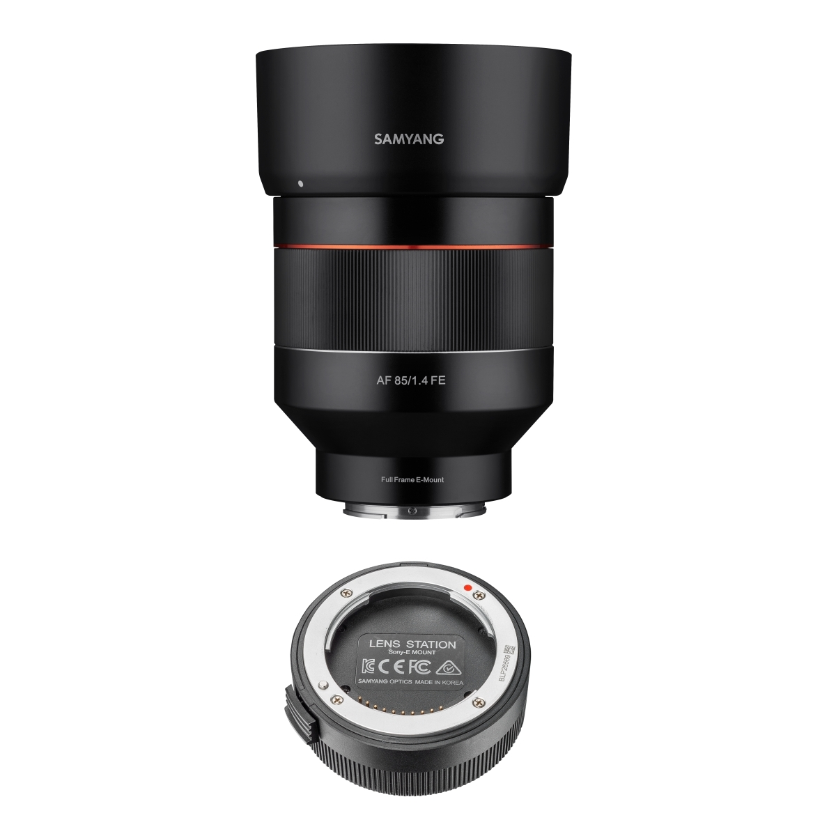 Ein schwarzes Samyang-Kameraobjektiv mit einer Objektivstationsbasis.