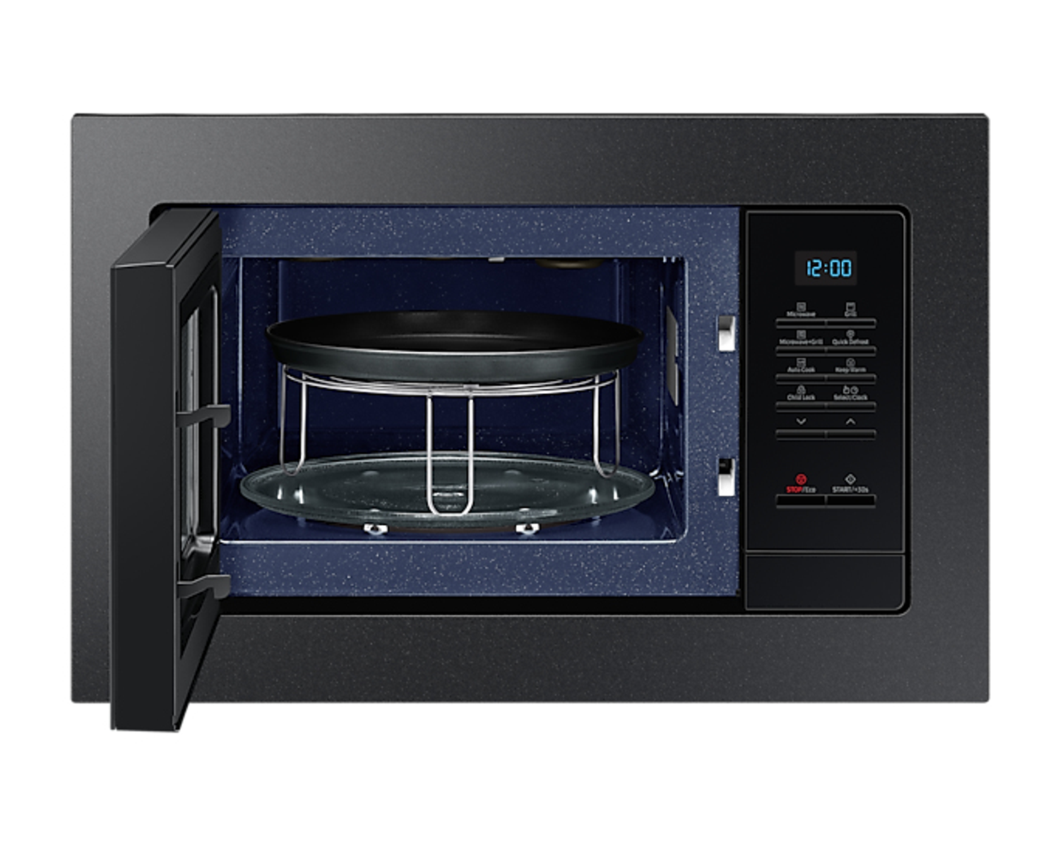 Czarny piekarnik mikrofalowy Samsung z otwartymi drzwiami, pokazujący talerz i szklaną tacę.