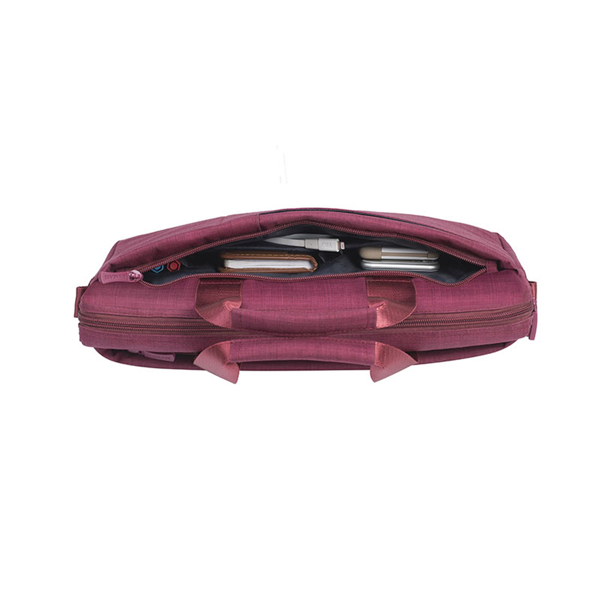 Una borsa rossa con cerniera aperta, che rivela il contenuto.