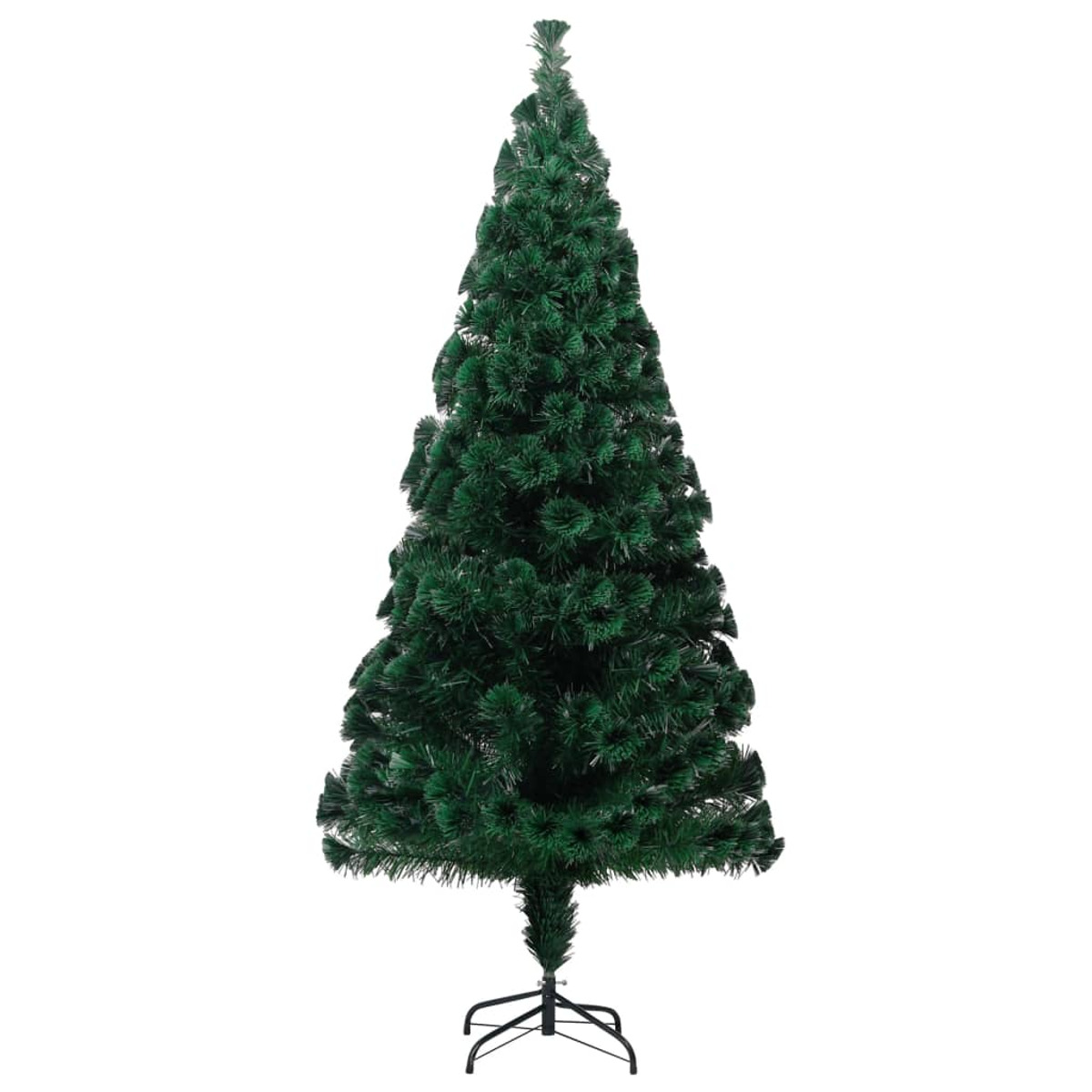 Ein grüner künstlicher Weihnachtsbaum auf weißem Hintergrund.